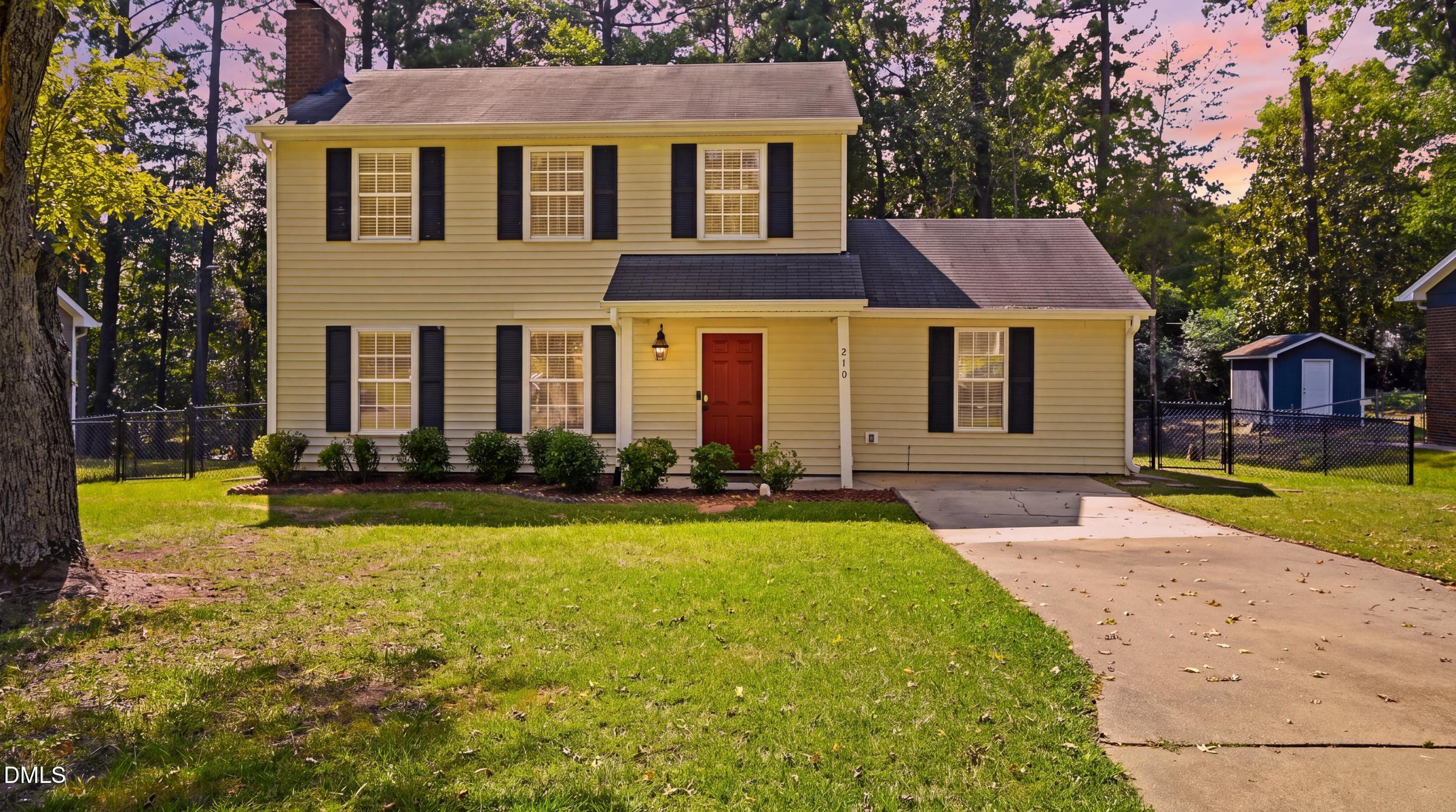 210 Reynolds Avenue N Property Photo 41
