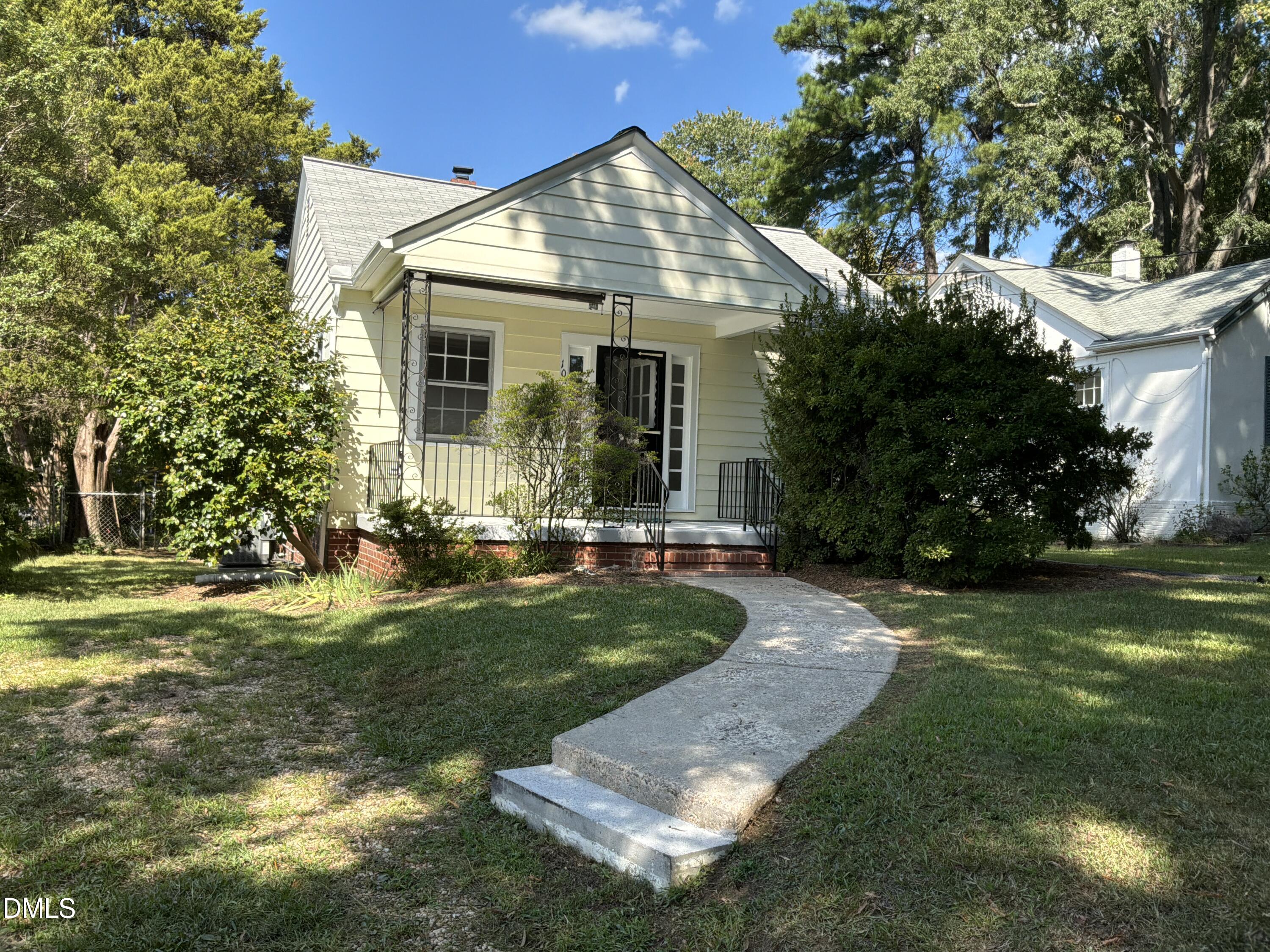 103 E Ellerbee Street Property Photo 1