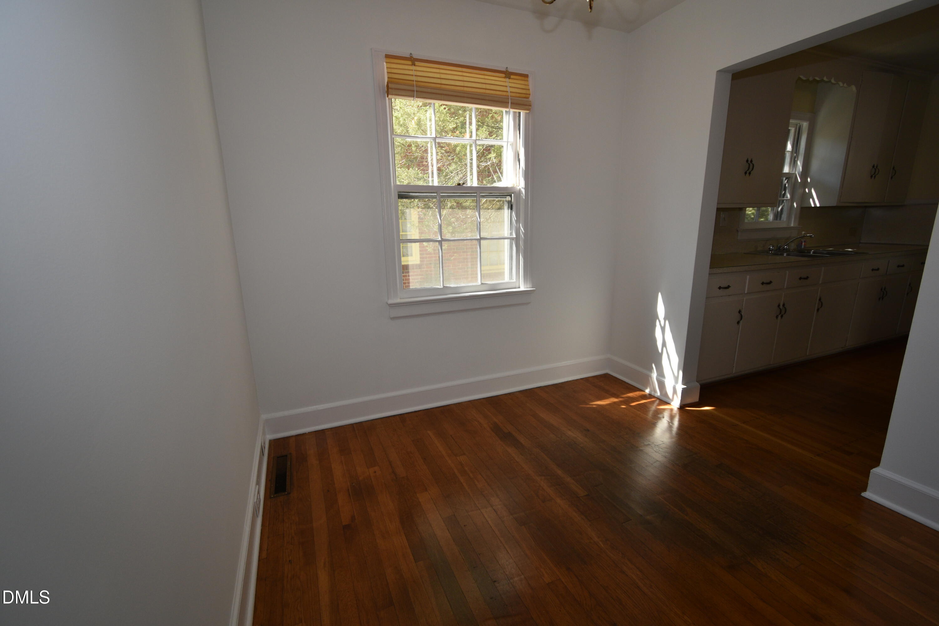 103 E Ellerbee Street Property Photo 10