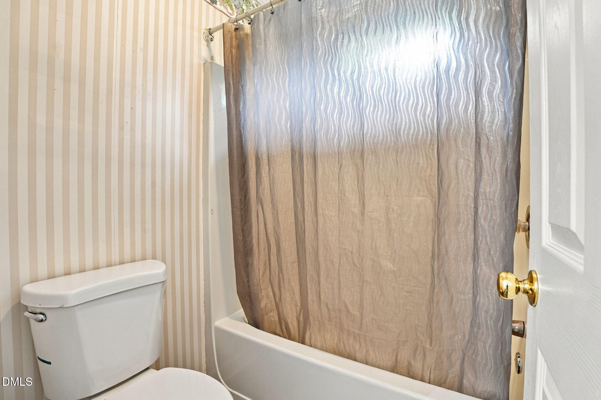 203 W Raintree Lane Property Photo 32