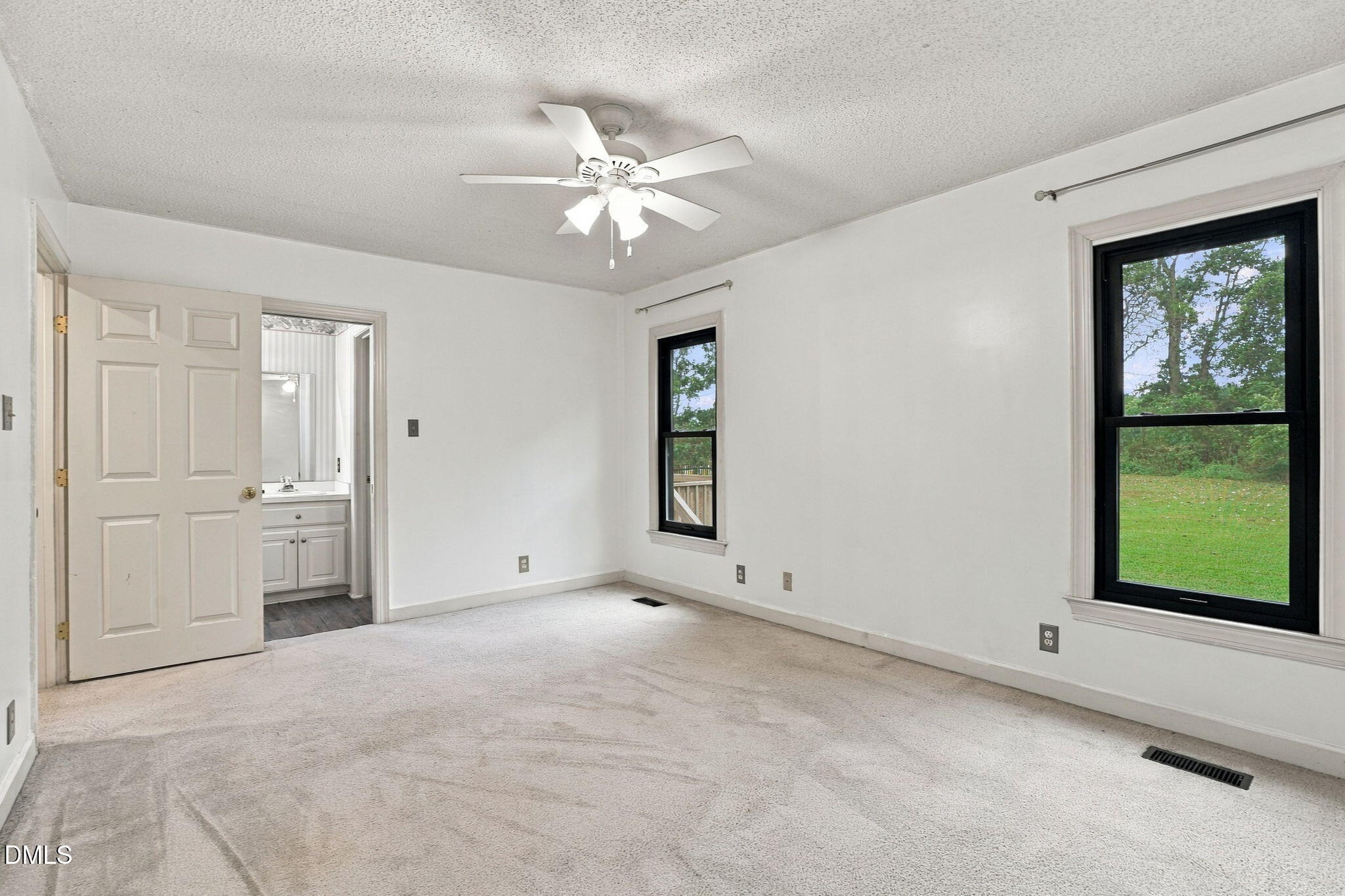 203 W Raintree Lane Property Photo 39
