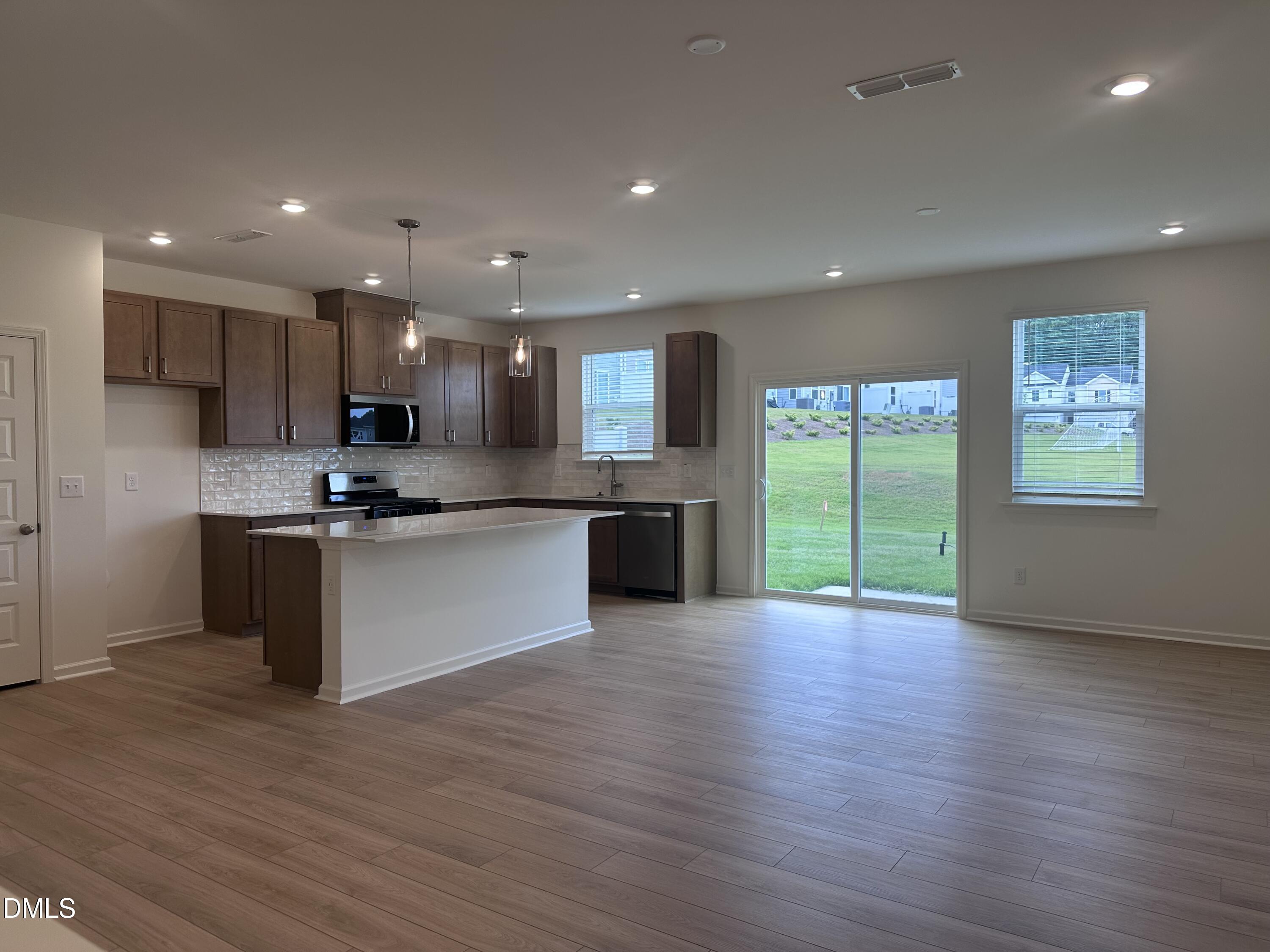 3109 Glen Lyon Drive Property Photo 4