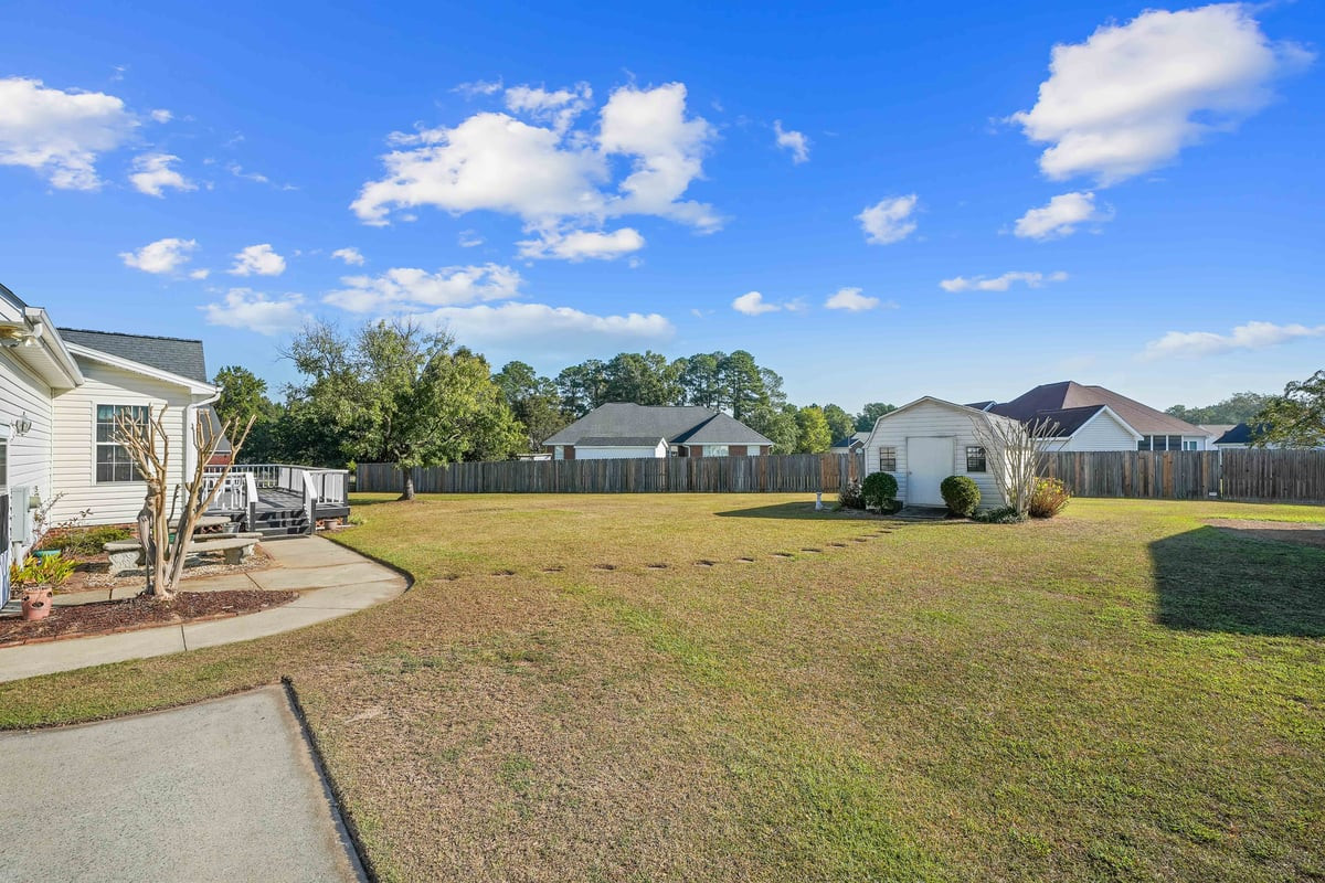 117 Clay Brook Drive Property Photo 8