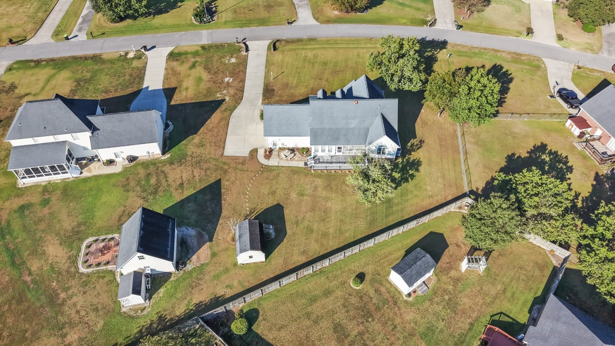 117 Clay Brook Drive Property Photo 15