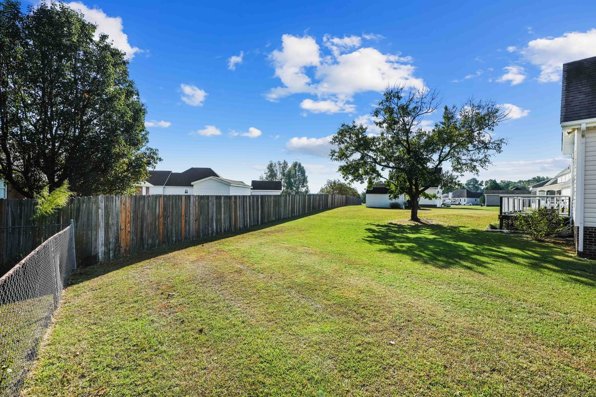117 Clay Brook Drive Property Photo 21