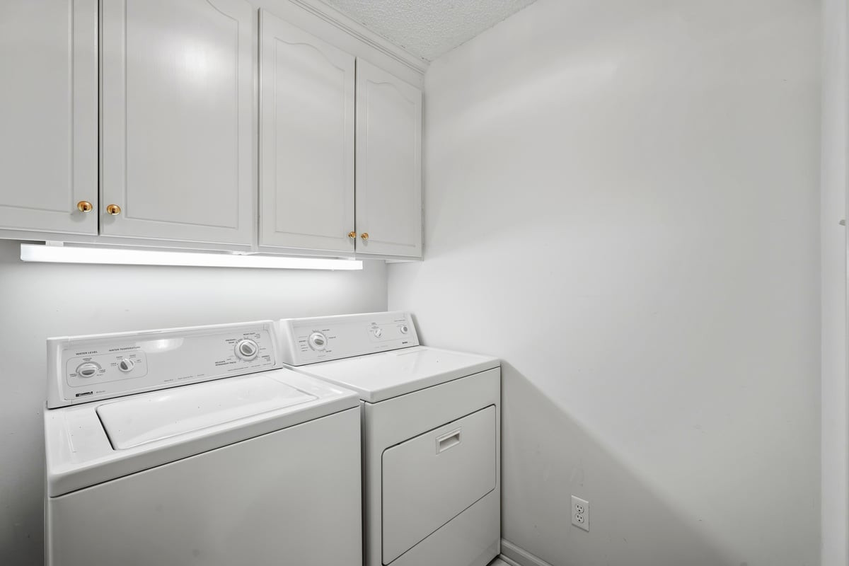117 Clay Brook Drive Property Photo 47