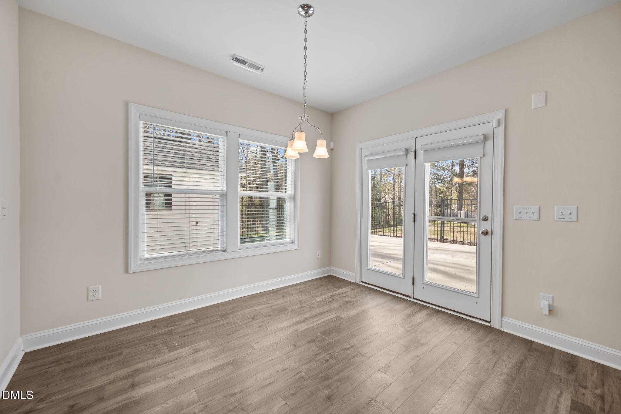 504 Henham Way Property Photo 10