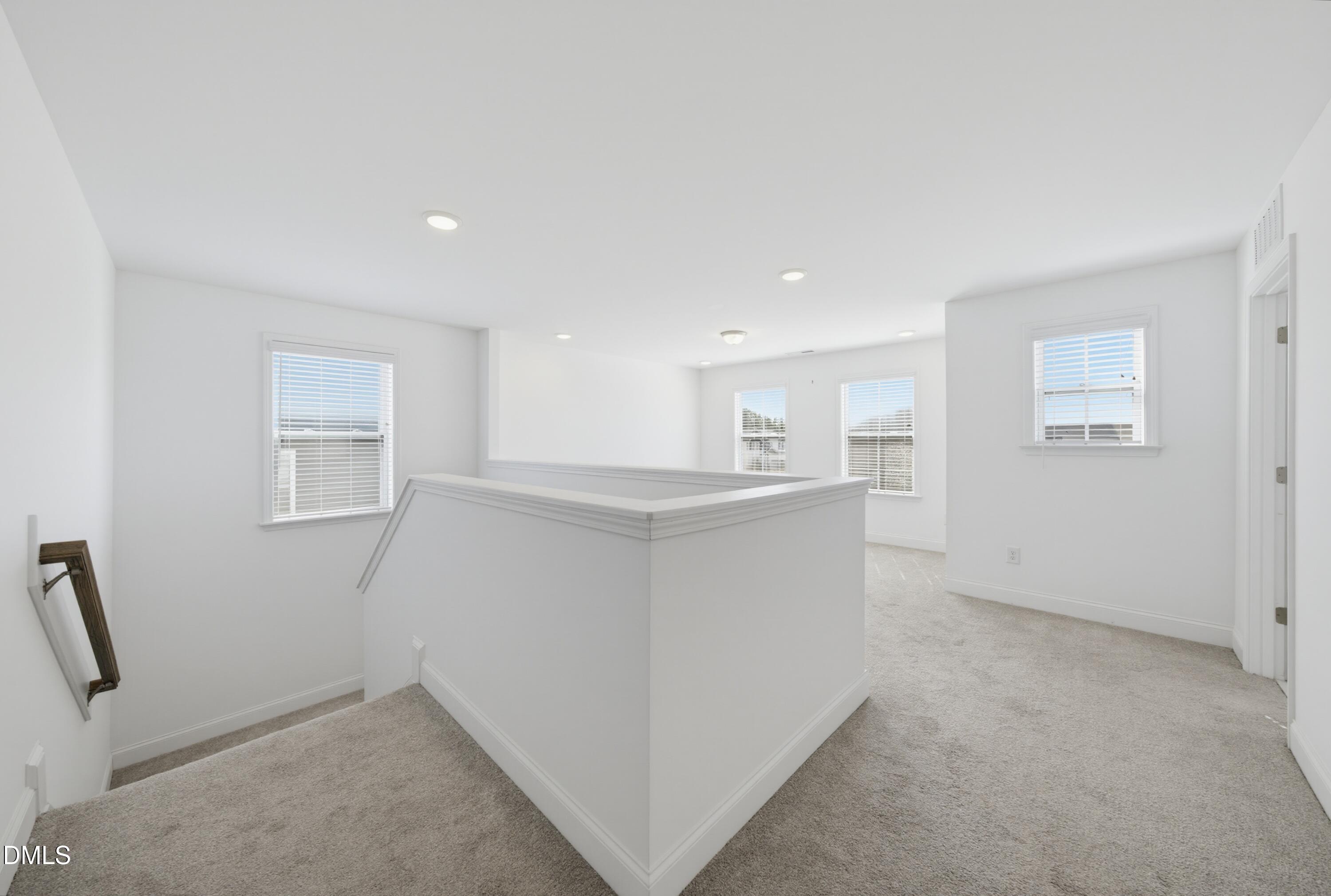 104 Hoyne Way Property Photo 28