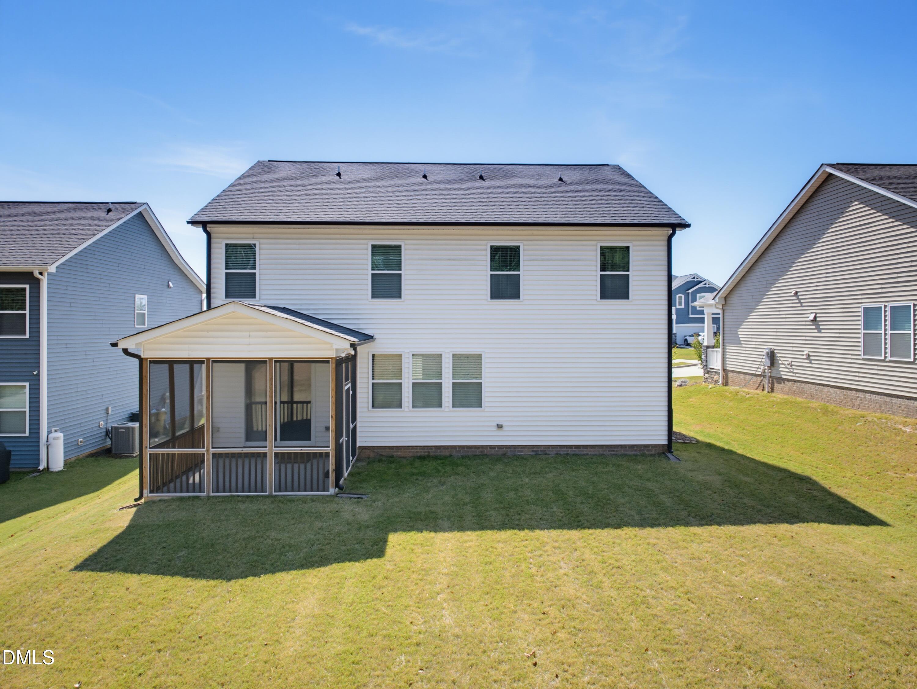 104 Hoyne Way Property Photo 43