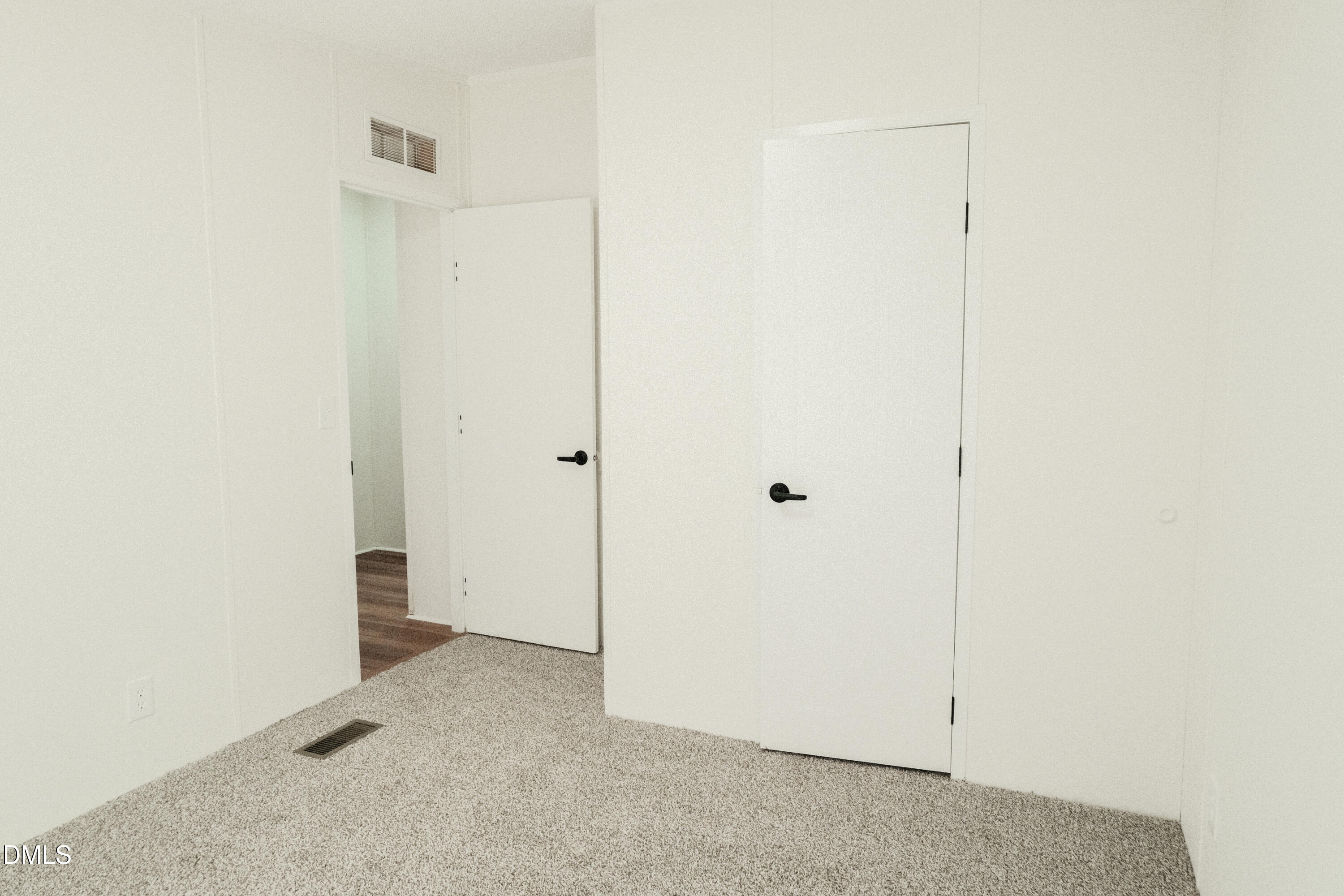 104 Darians Way Property Photo 12