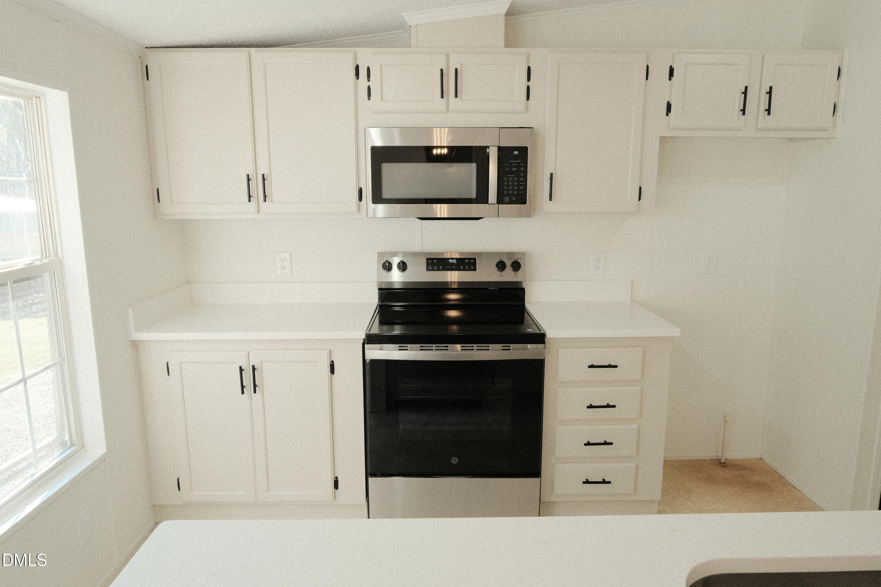 104 Darians Way Property Photo 16