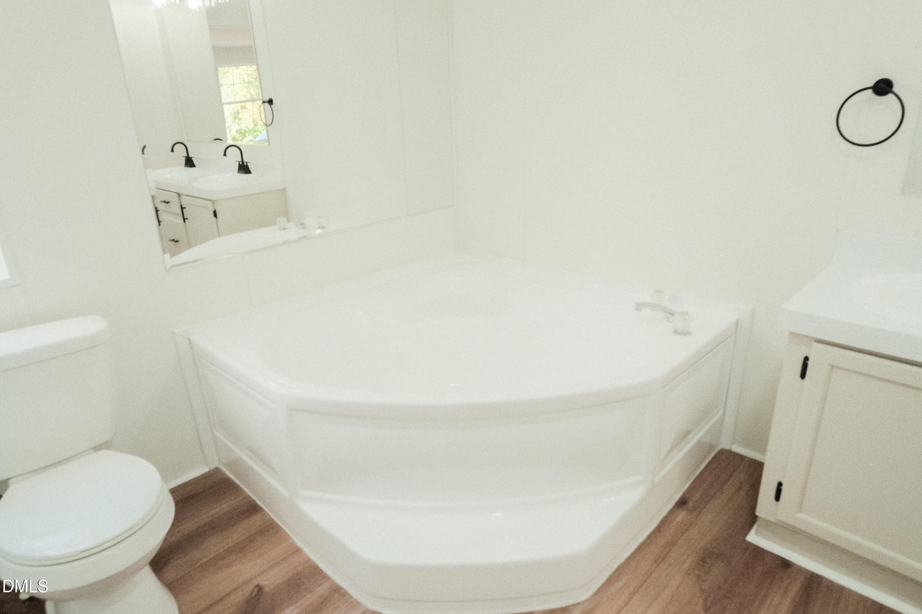 104 Darians Way Property Photo 24
