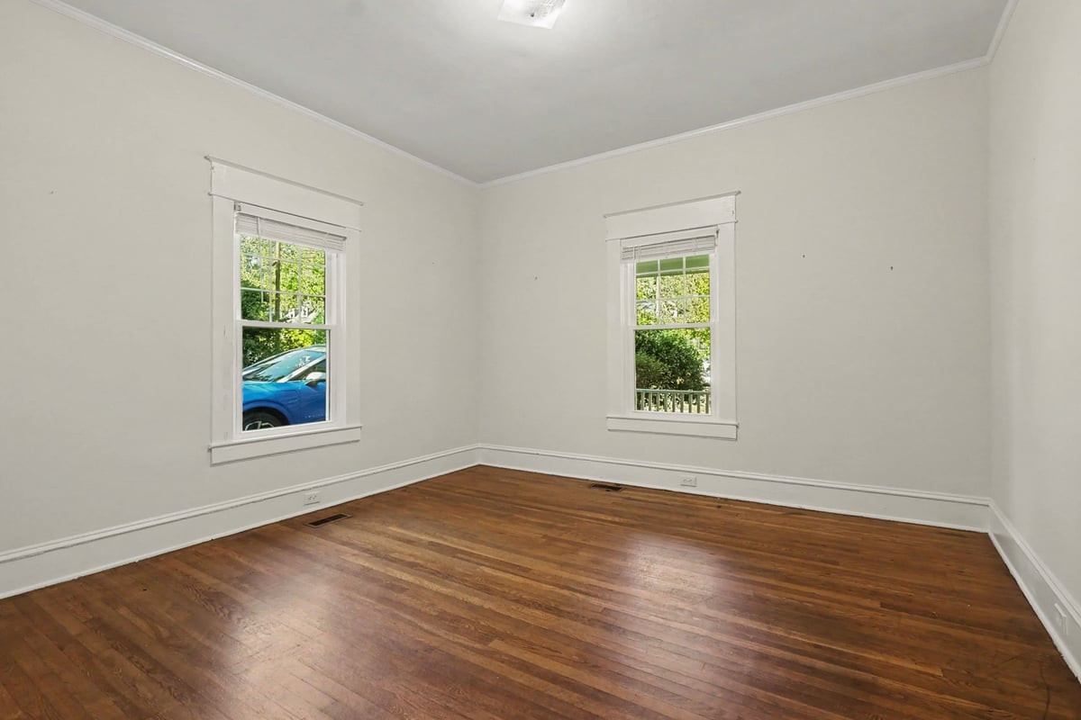 903 W Markham Avenue Property Photo 34