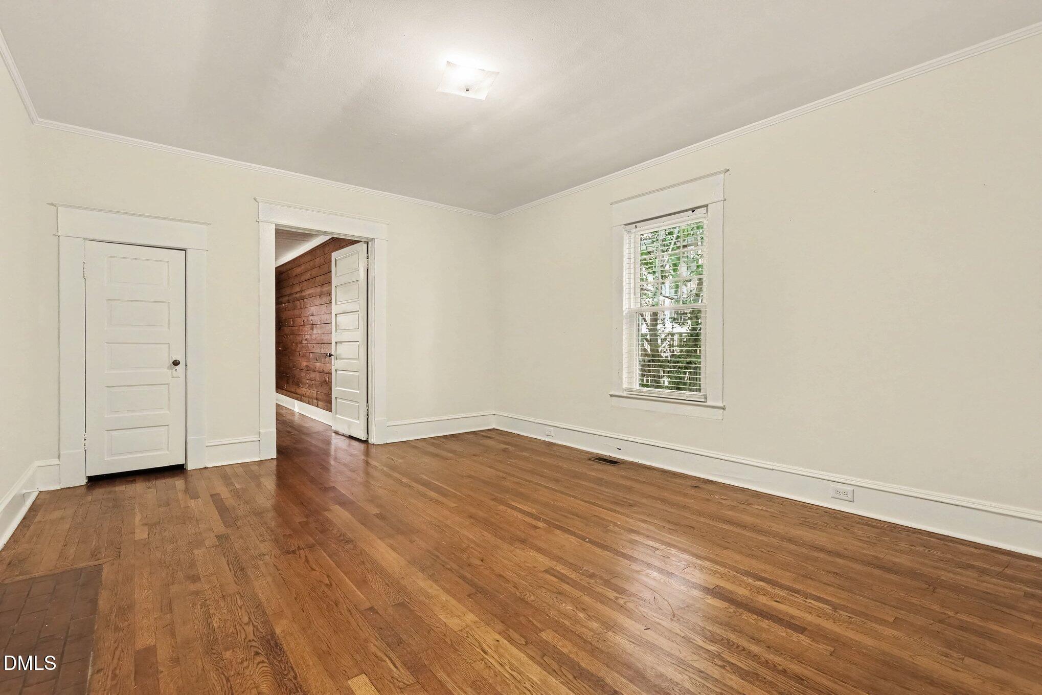 903 W Markham Avenue Property Photo 38