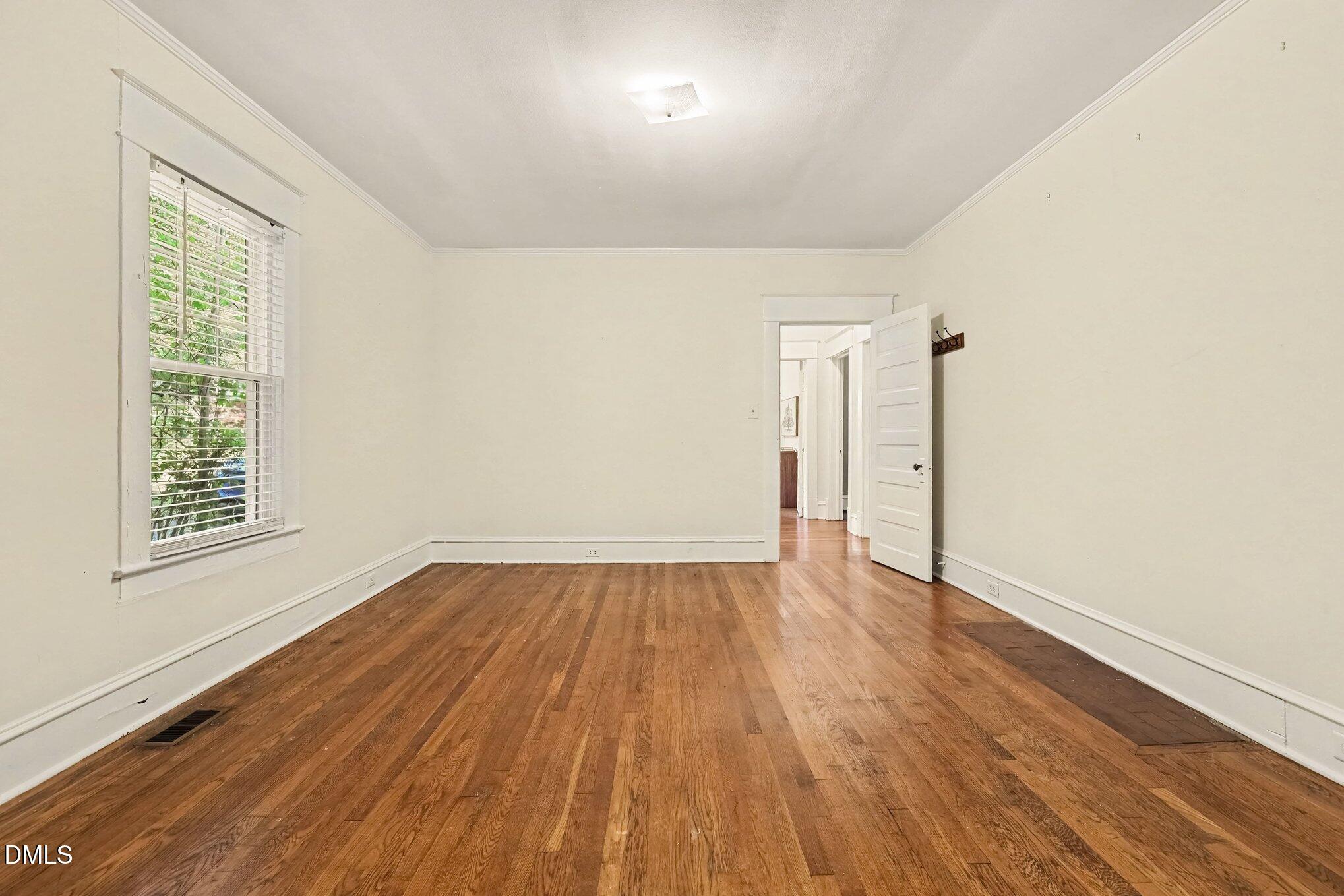 903 W Markham Avenue Property Photo 40