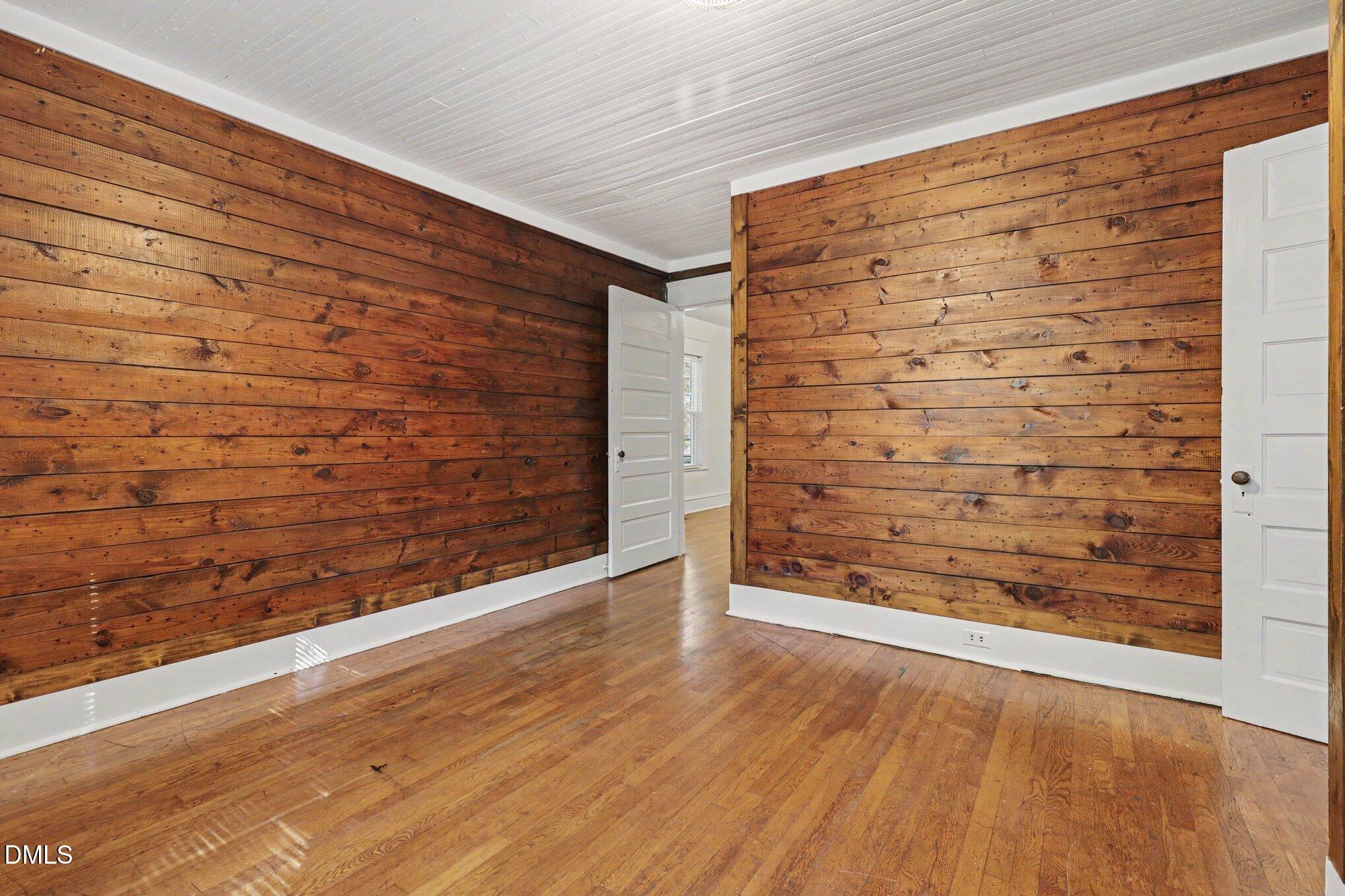 903 W Markham Avenue Property Photo 44