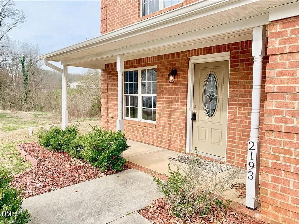 2193 Boyd Creek Drive Property Photo 2
