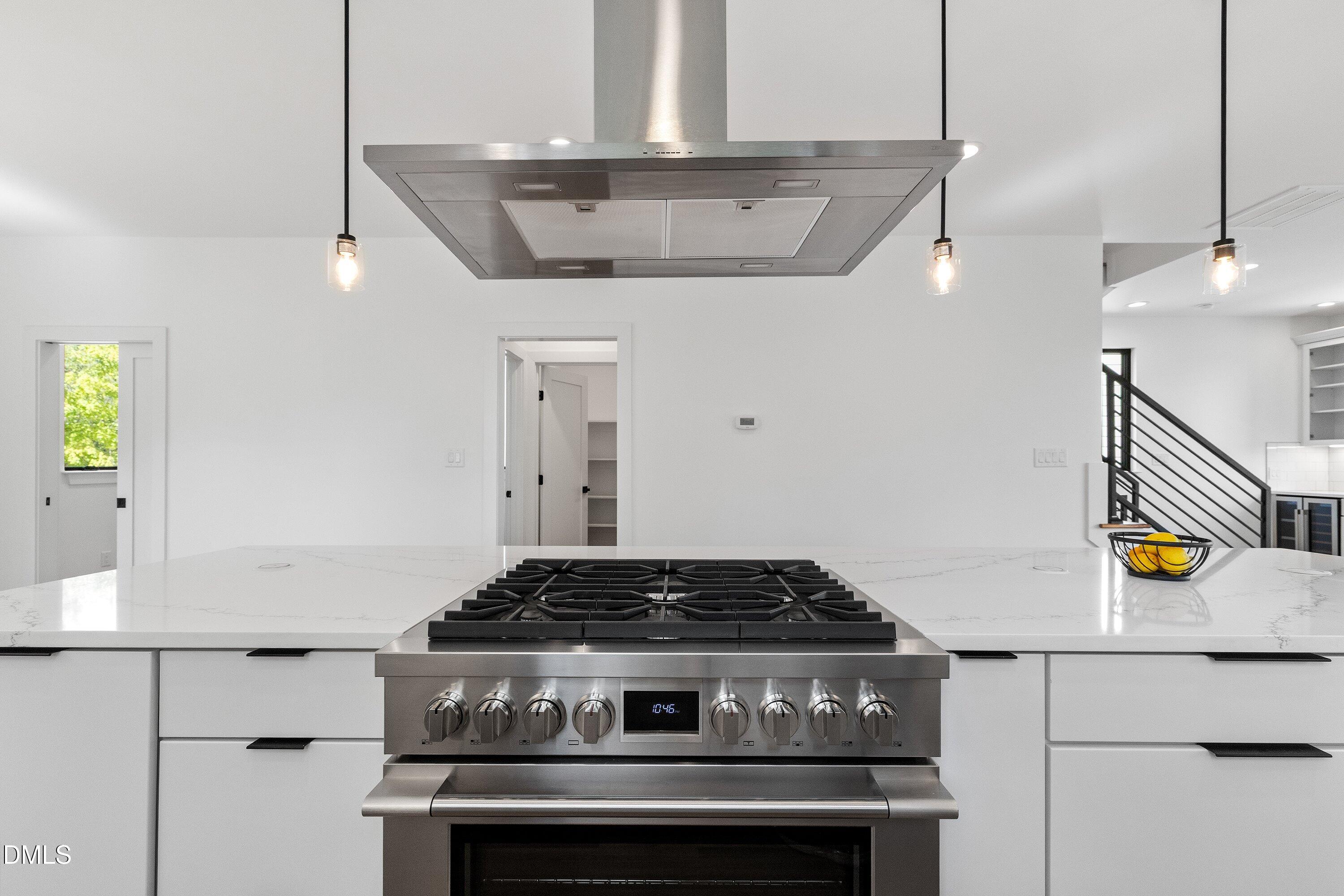 801 N Roxboro Street Property Photo 15