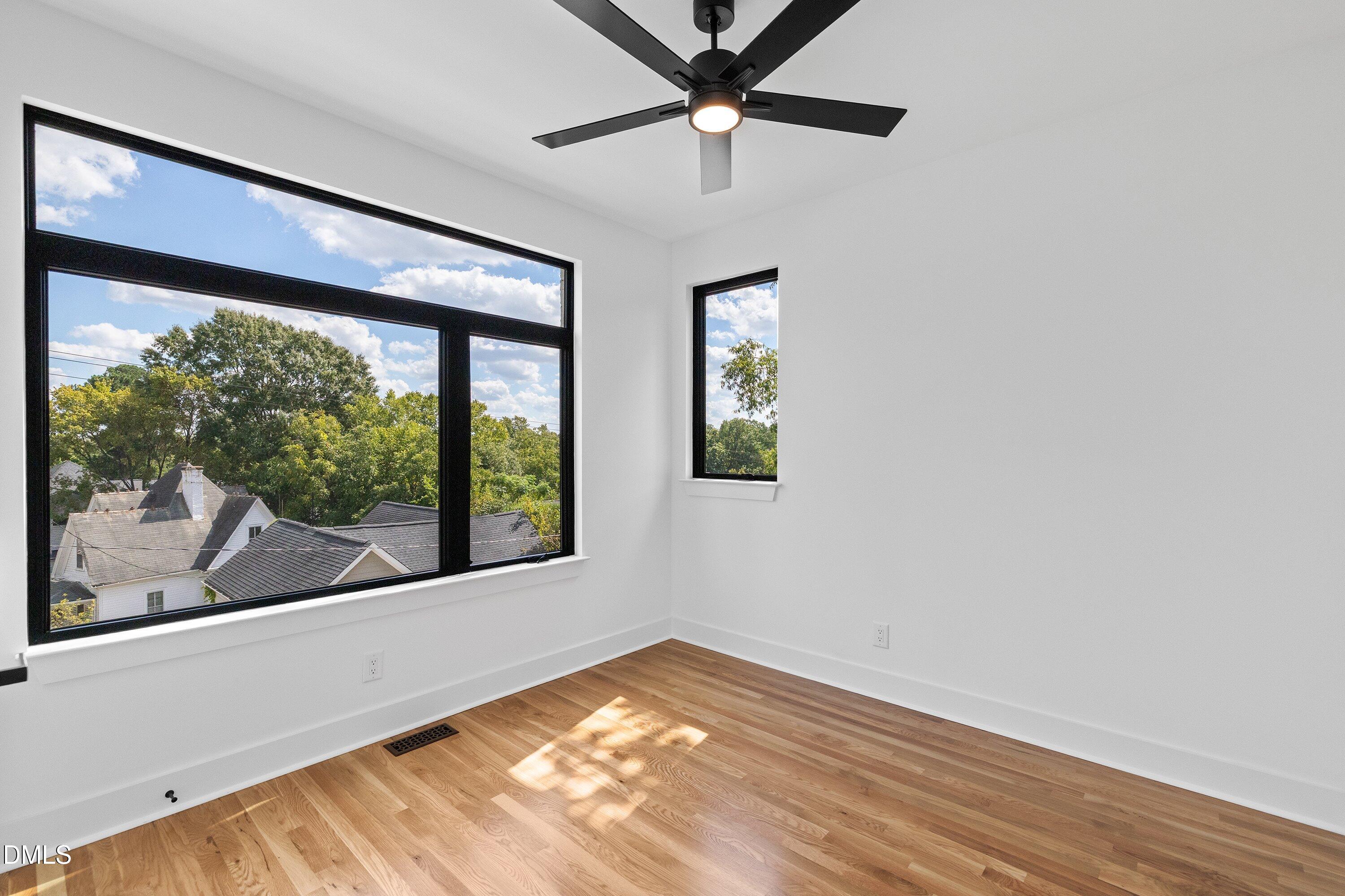 801 N Roxboro Street Property Photo 29