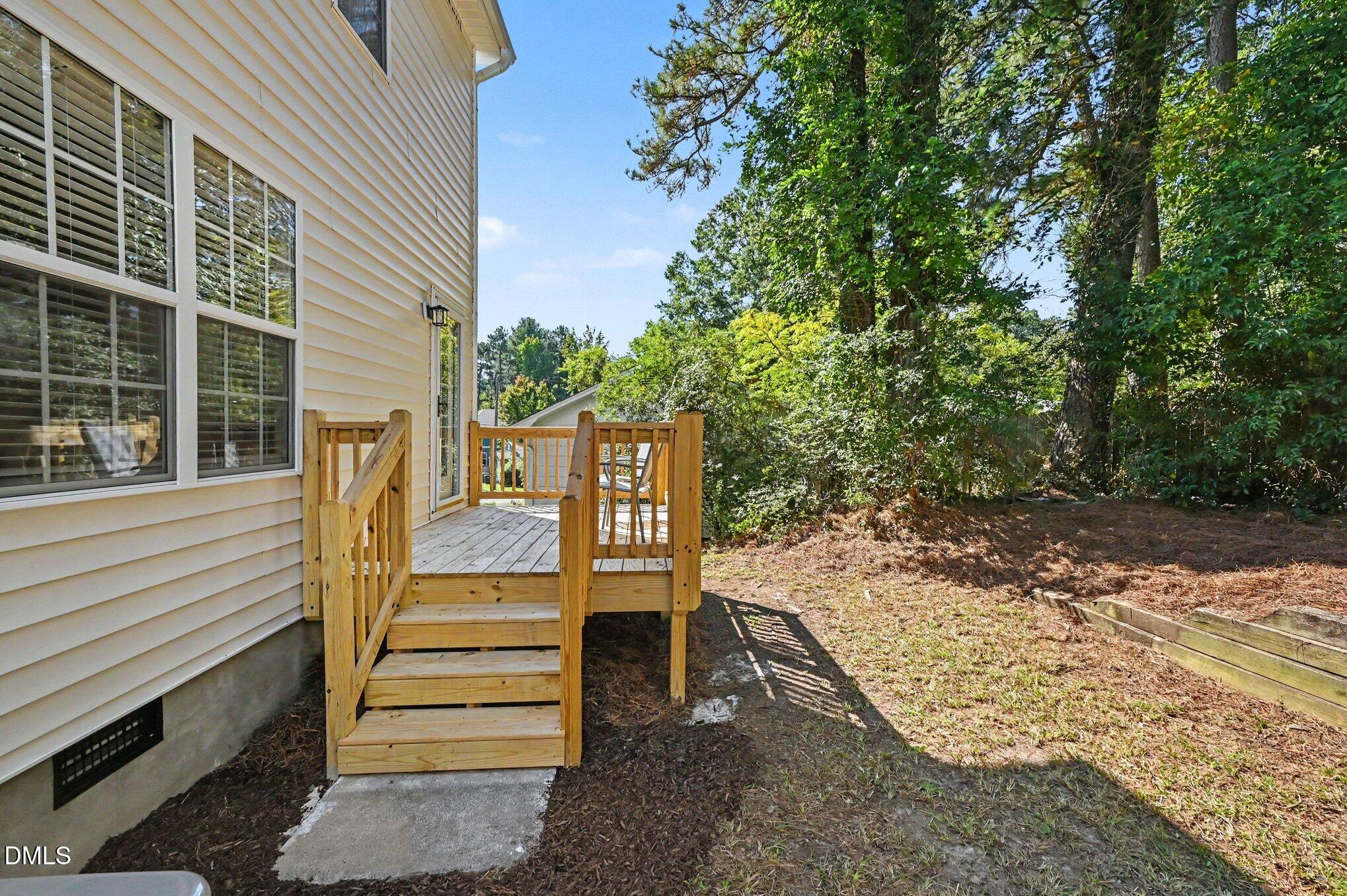 2336 Huron Street Property Photo 29