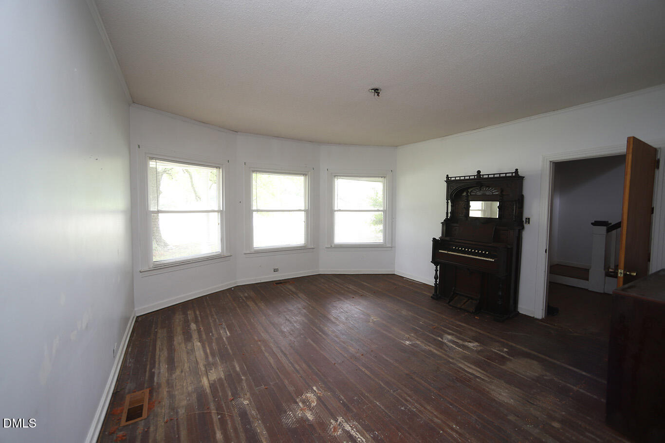 12609 N Roxboro Road Property Photo 5