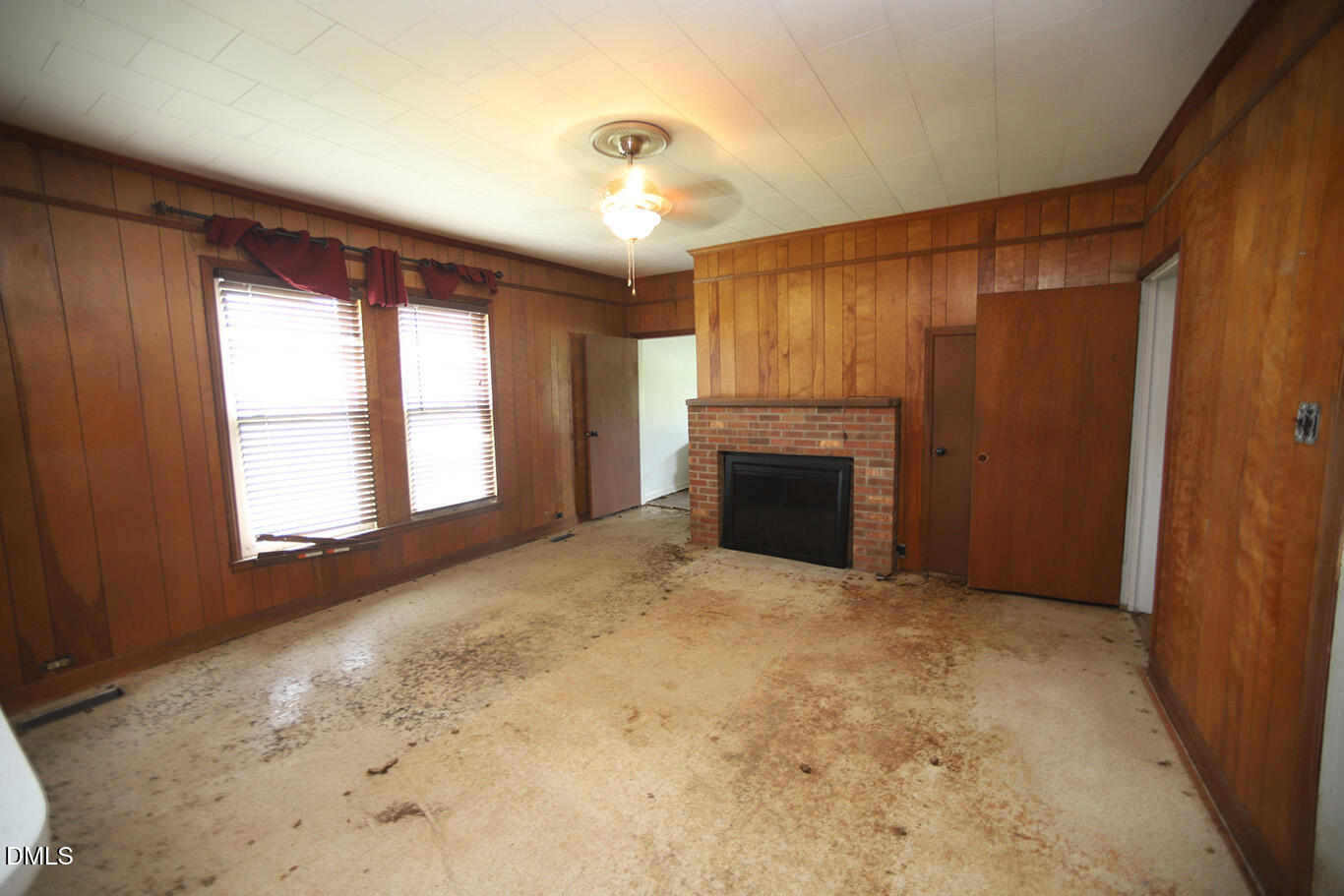 12609 N Roxboro Road Property Photo 9