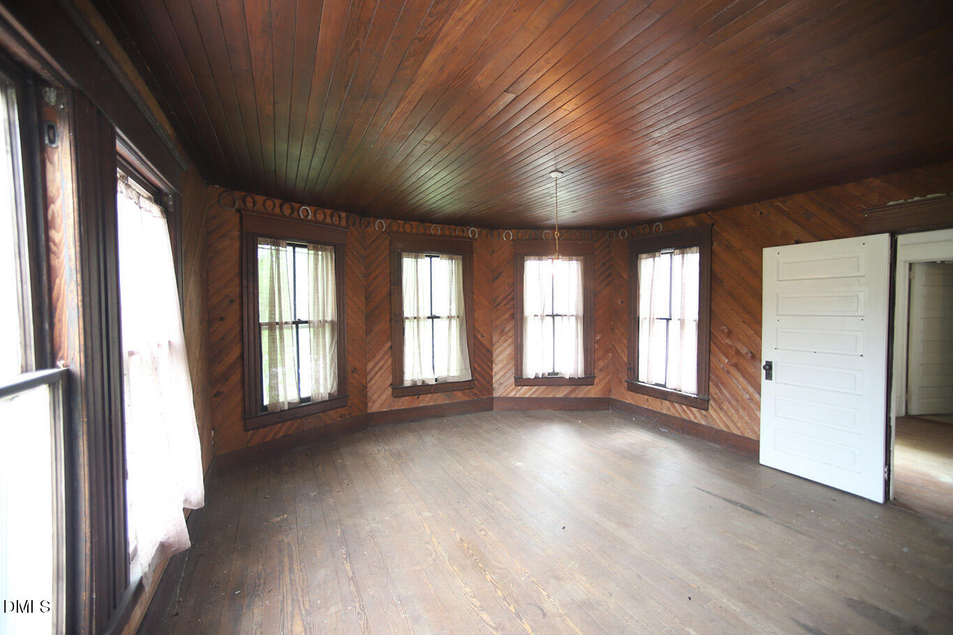 12609 N Roxboro Road Property Photo 18