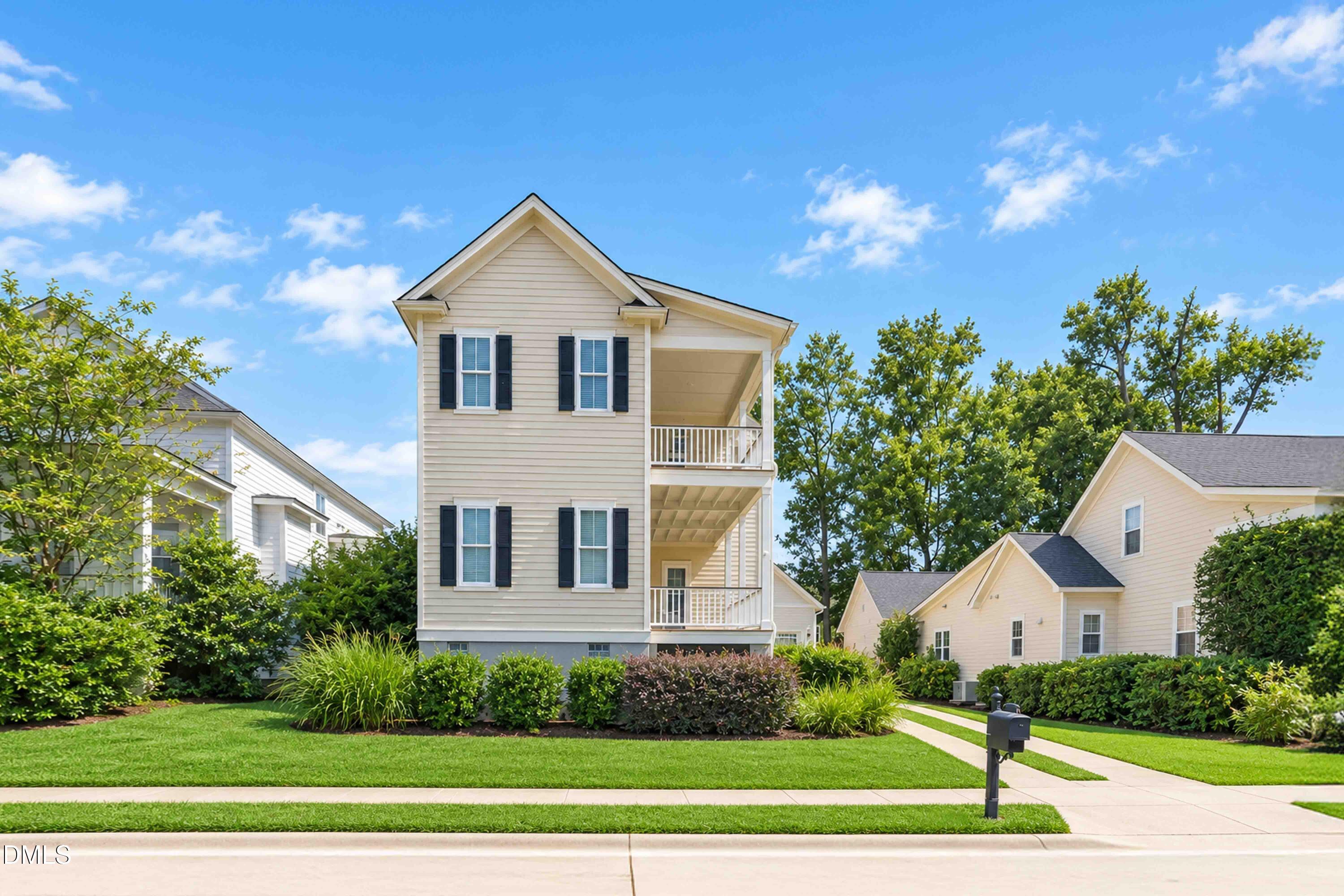 90 Ellen Circle Property Photo 1