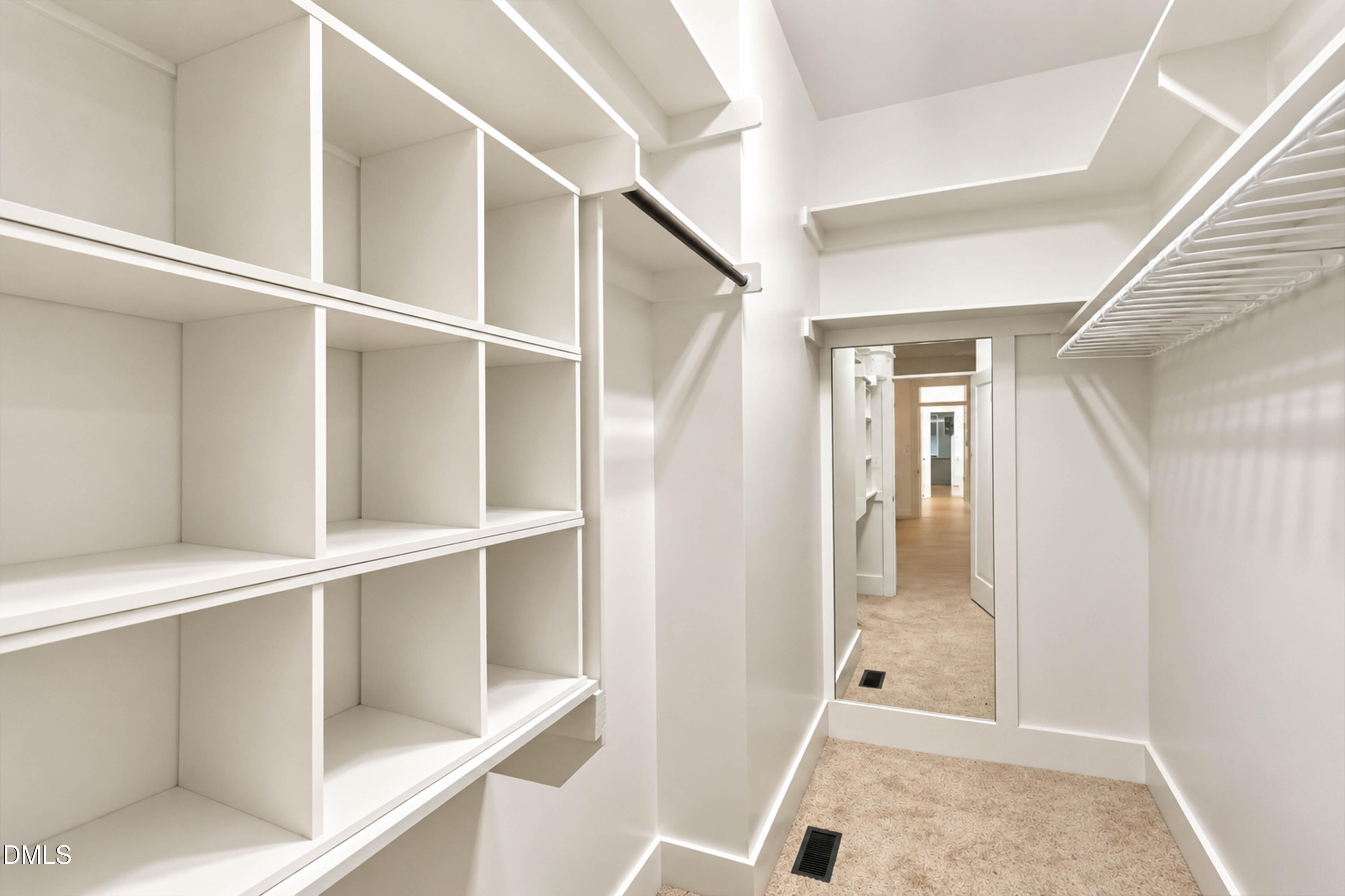 90 Ellen Circle Property Photo 18