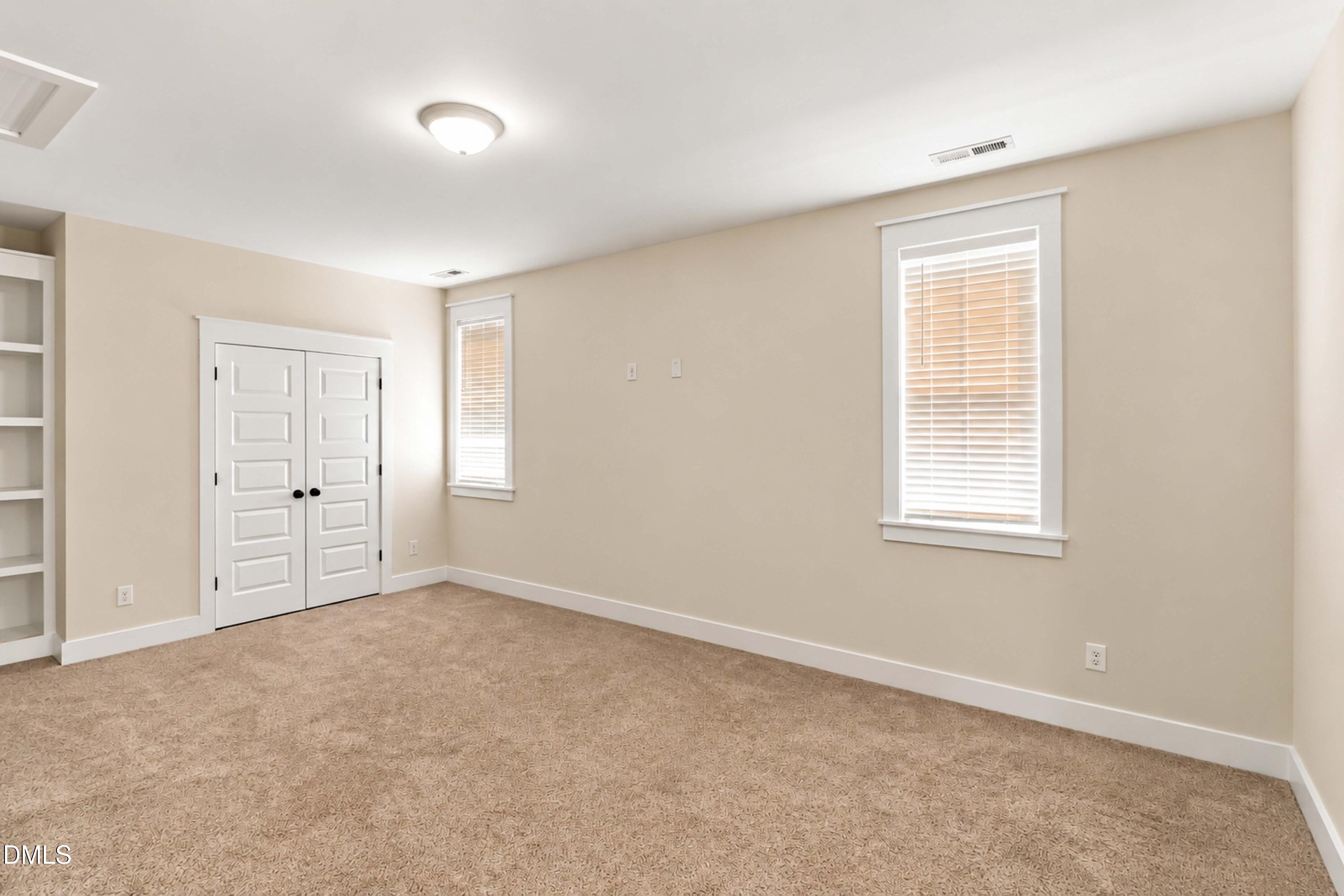 90 Ellen Circle Property Photo 24