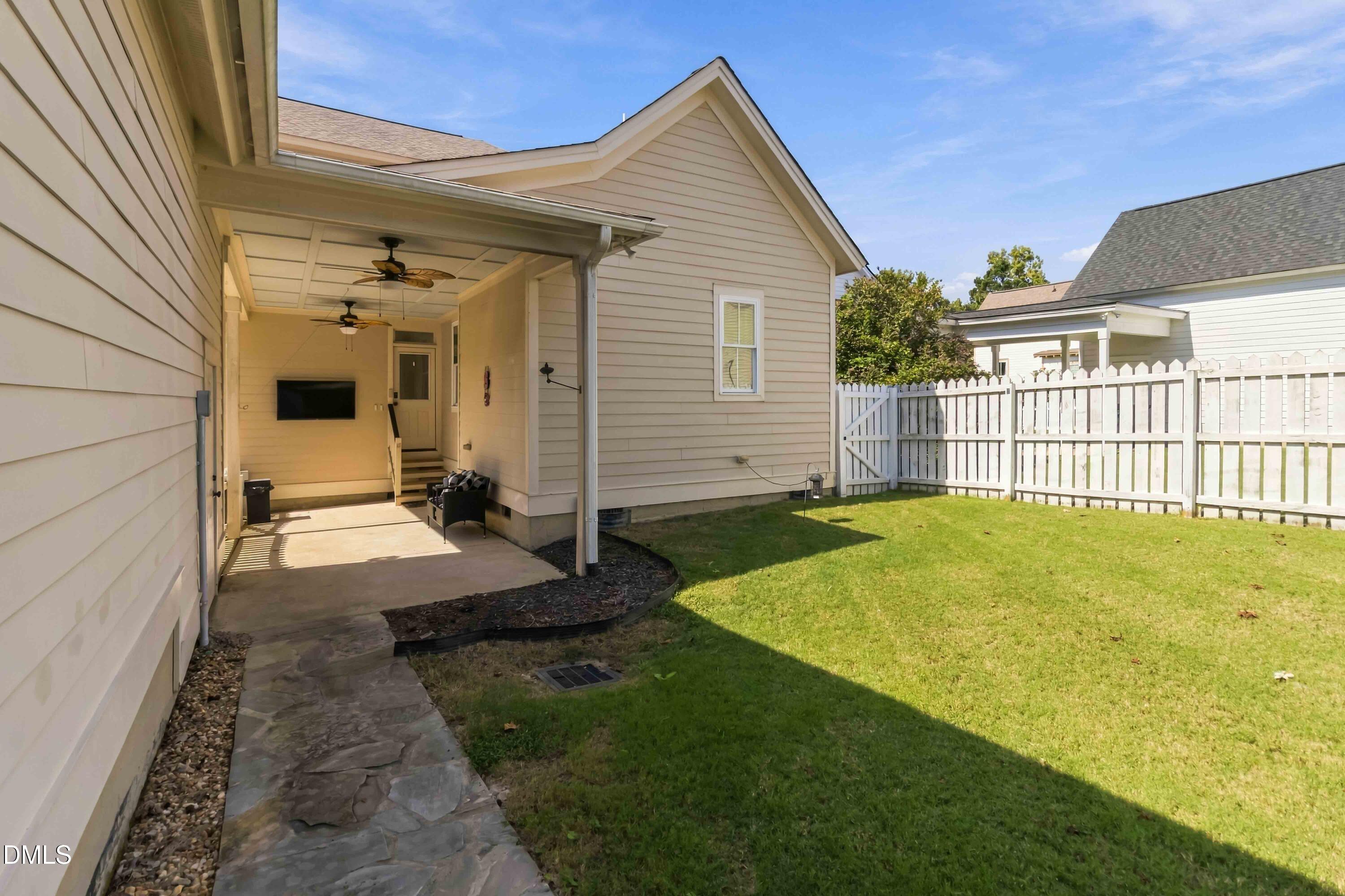90 Ellen Circle Property Photo 28