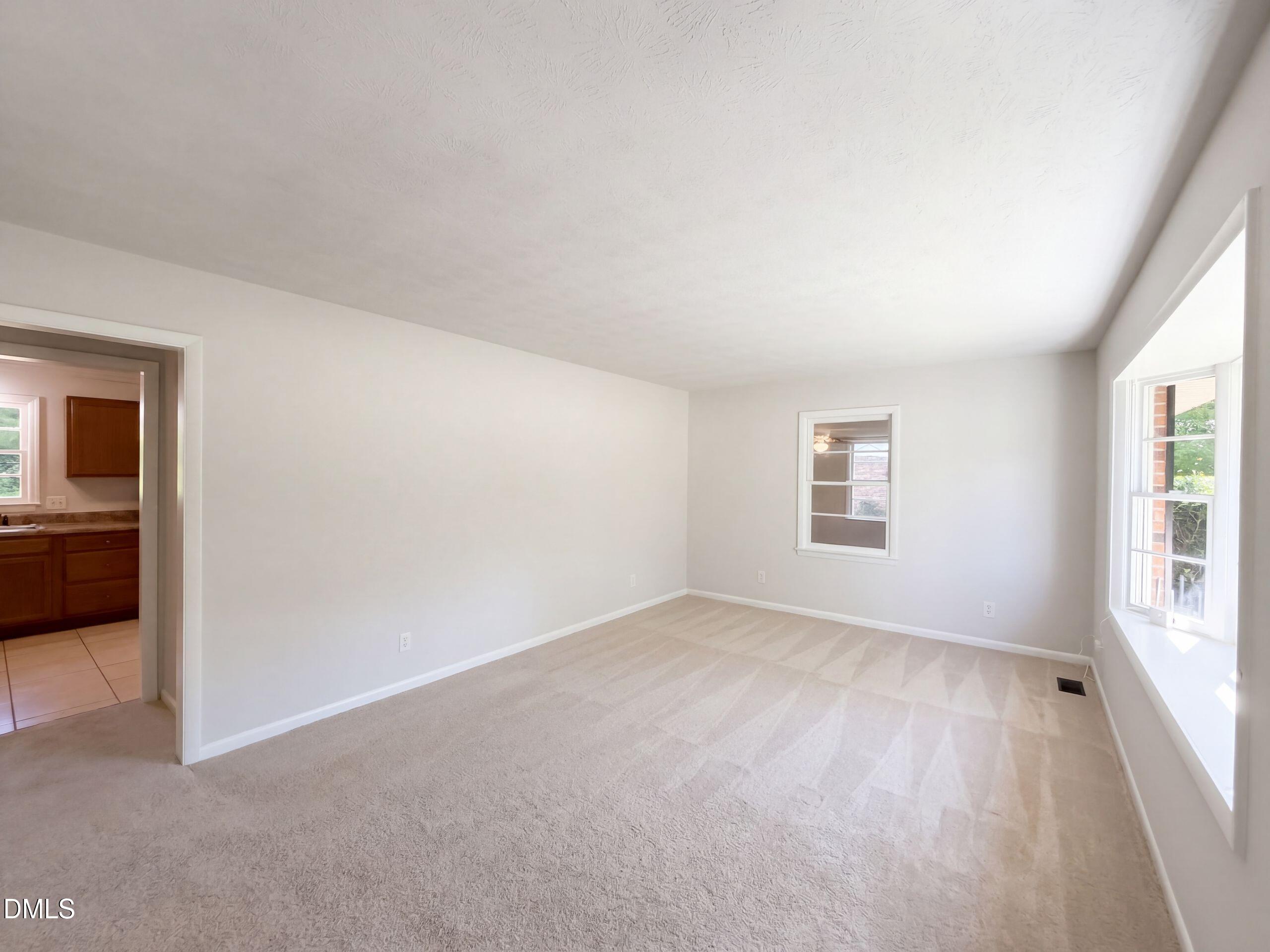 3224 Sandhill Drive Property Photo 3