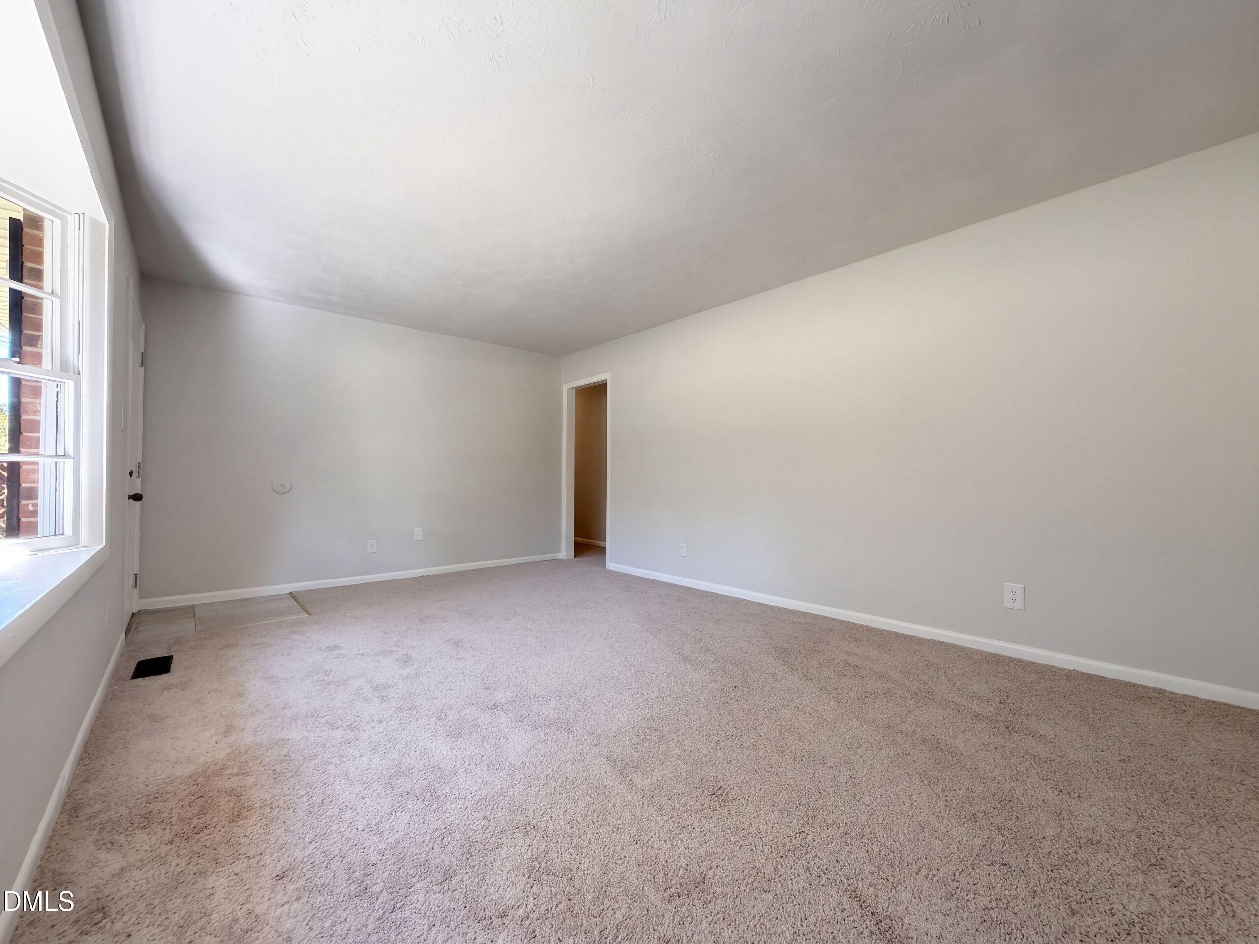 3224 Sandhill Drive Property Photo 8