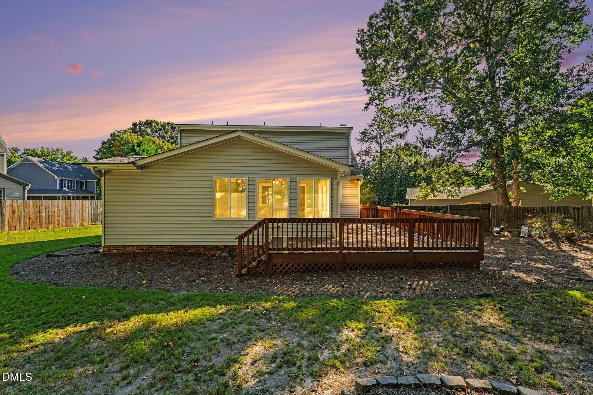 8109 Sapwood Court Property Photo 5