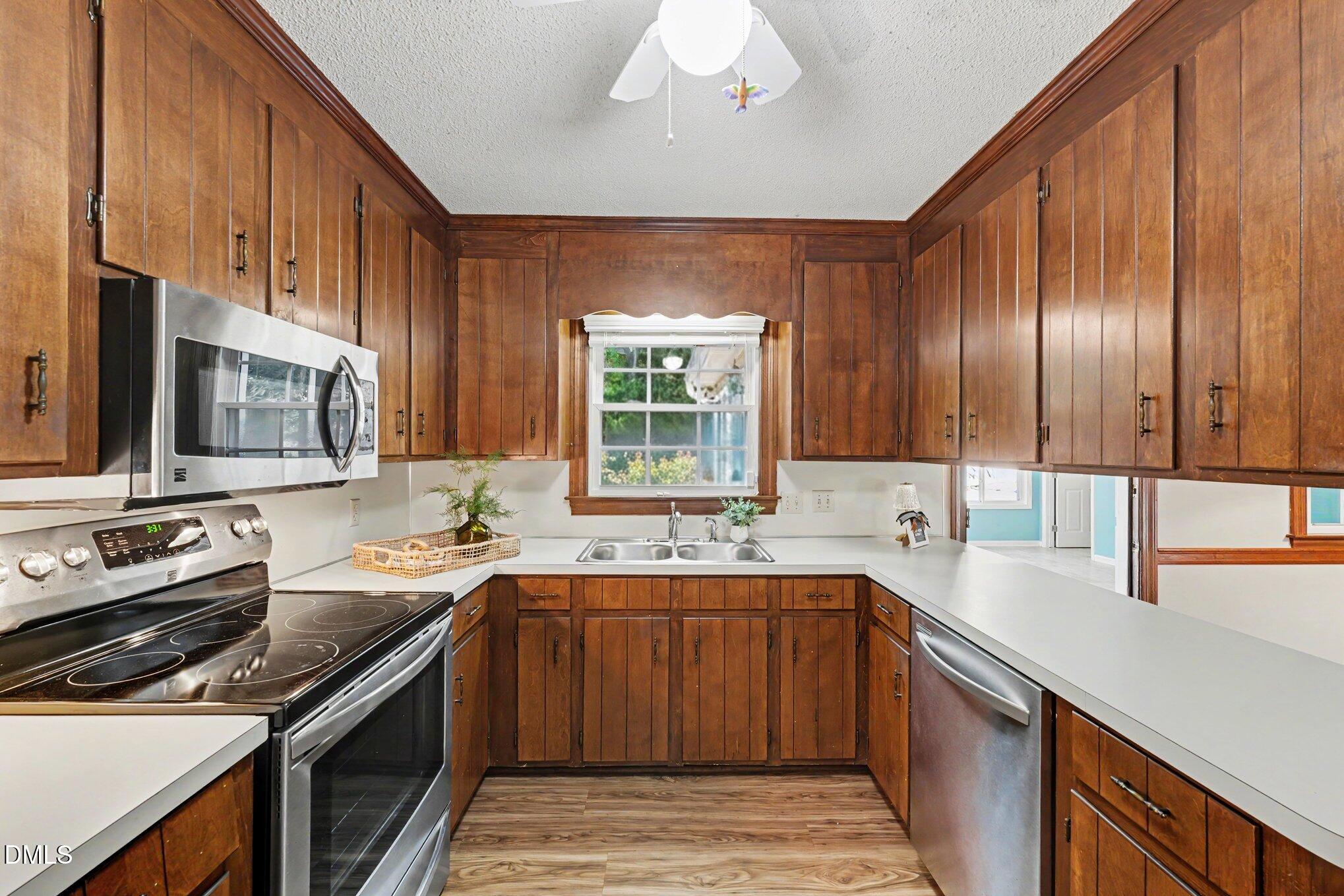 8109 Sapwood Court Property Photo 14