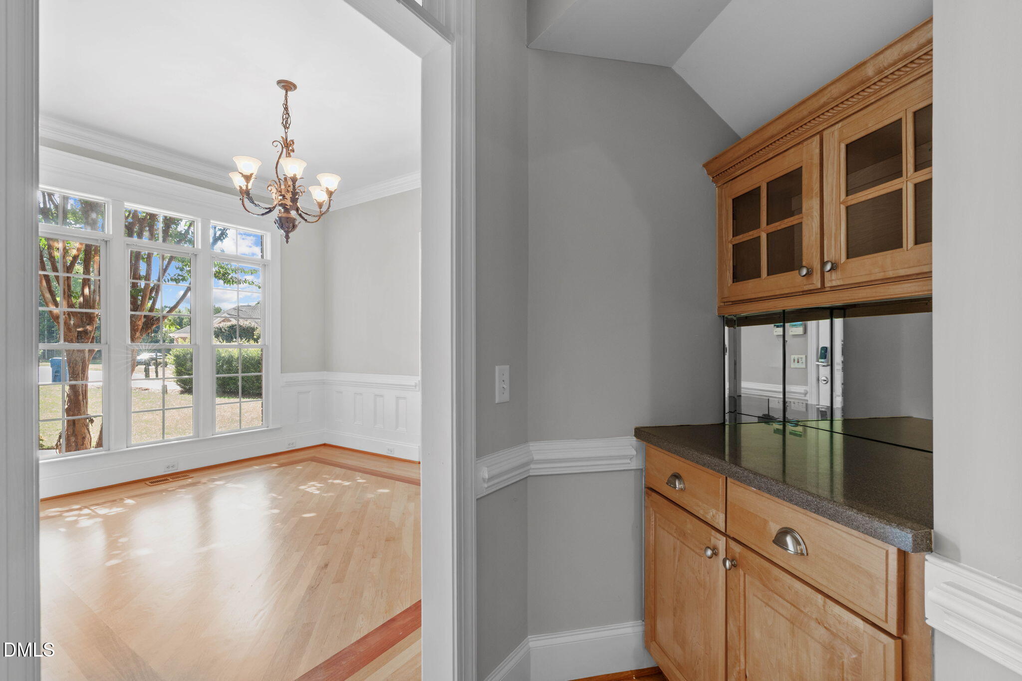 4004 Frontenac Court Property Photo 29