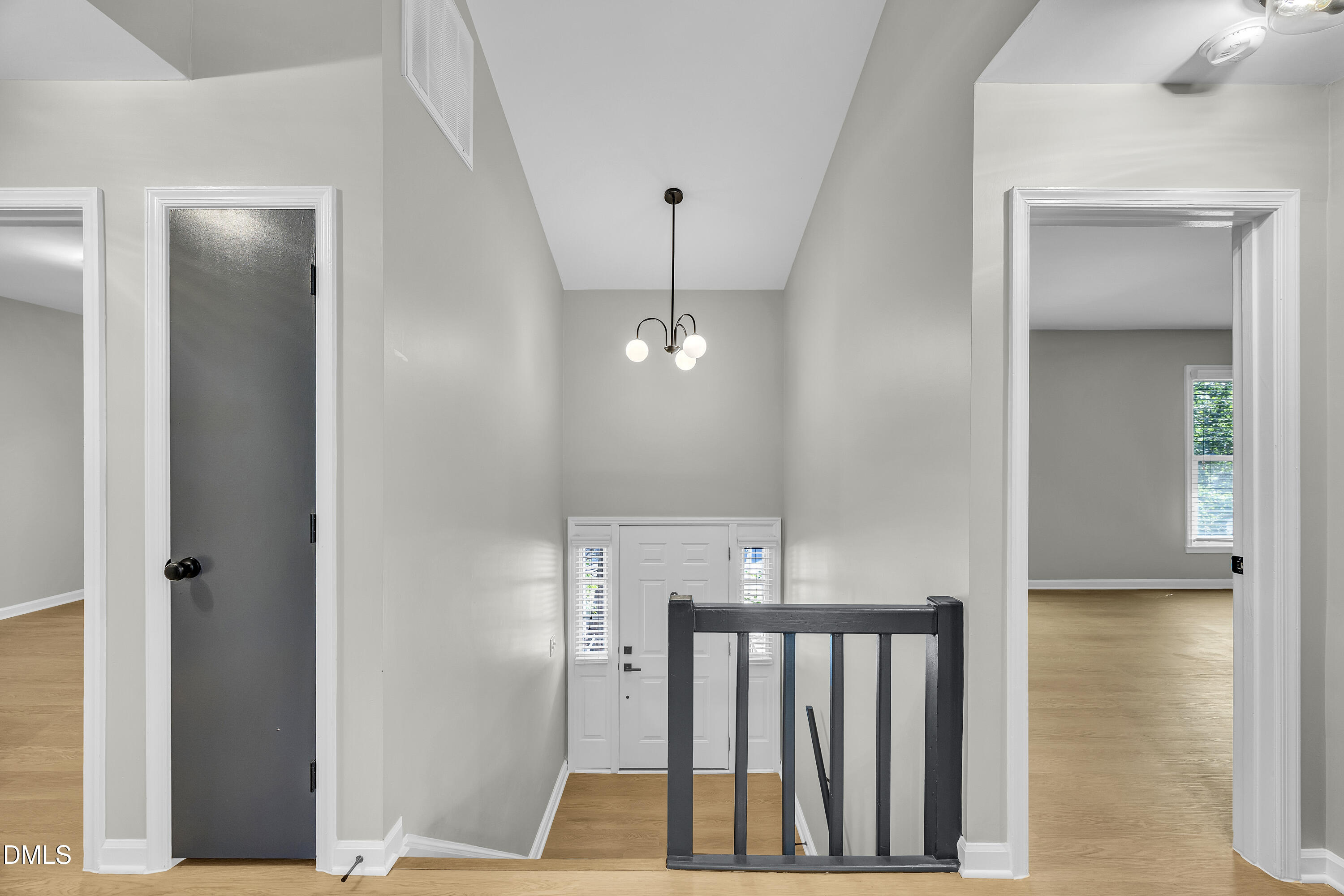 4916 Wineberry Drive Property Photo 3