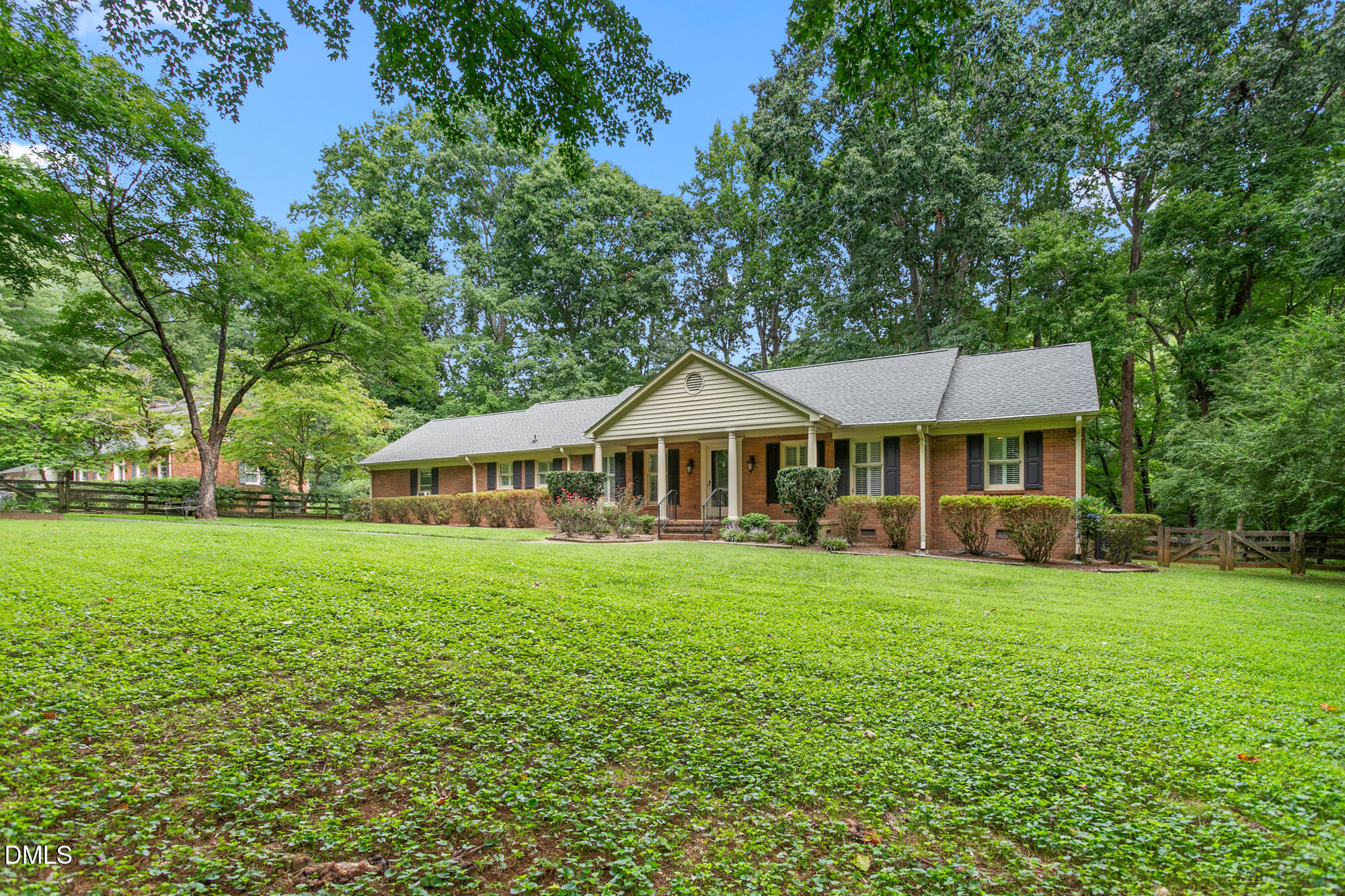 4014 Forest Oaks Lane Property Photo 4