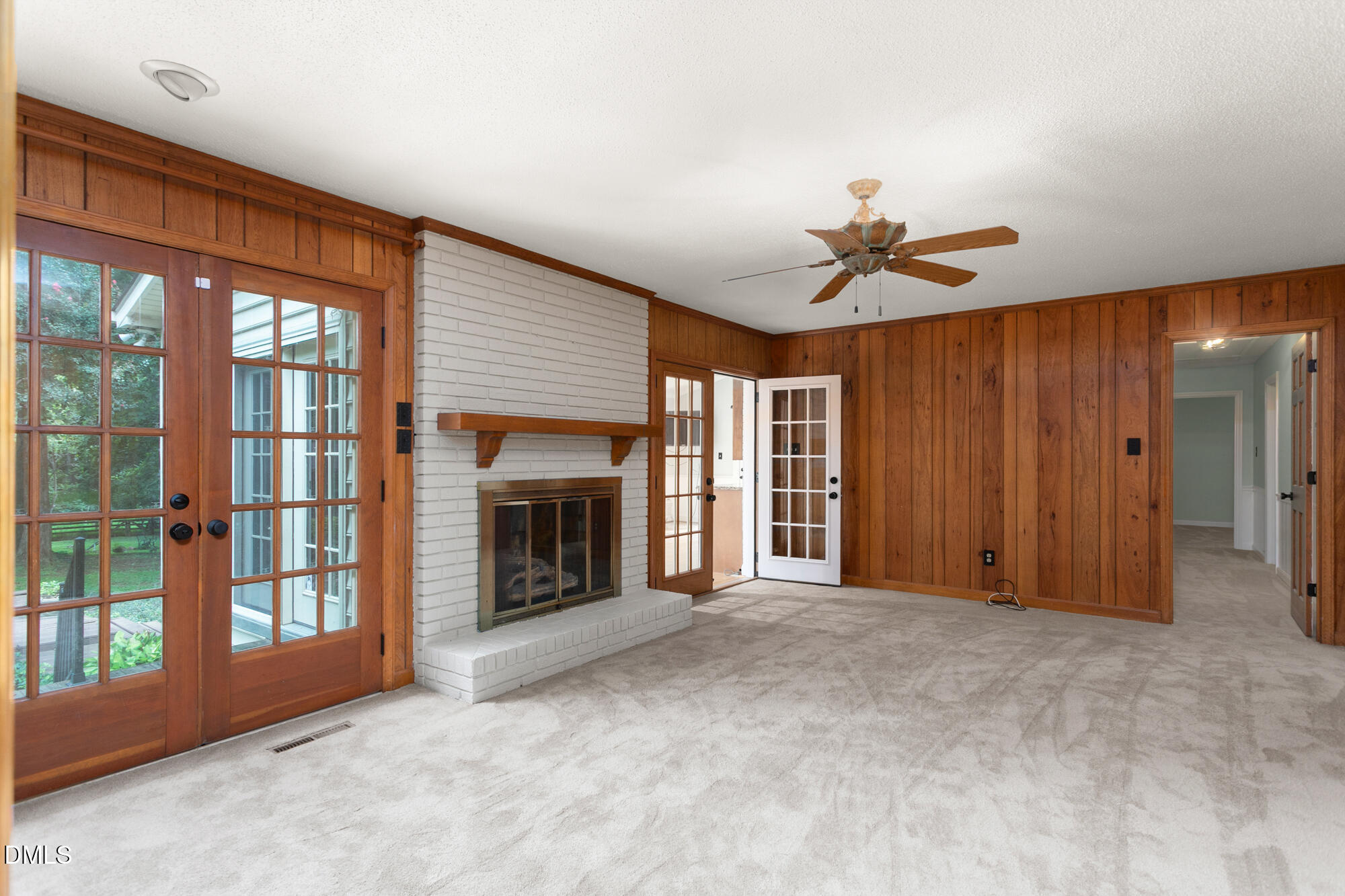 4014 Forest Oaks Lane Property Photo 10