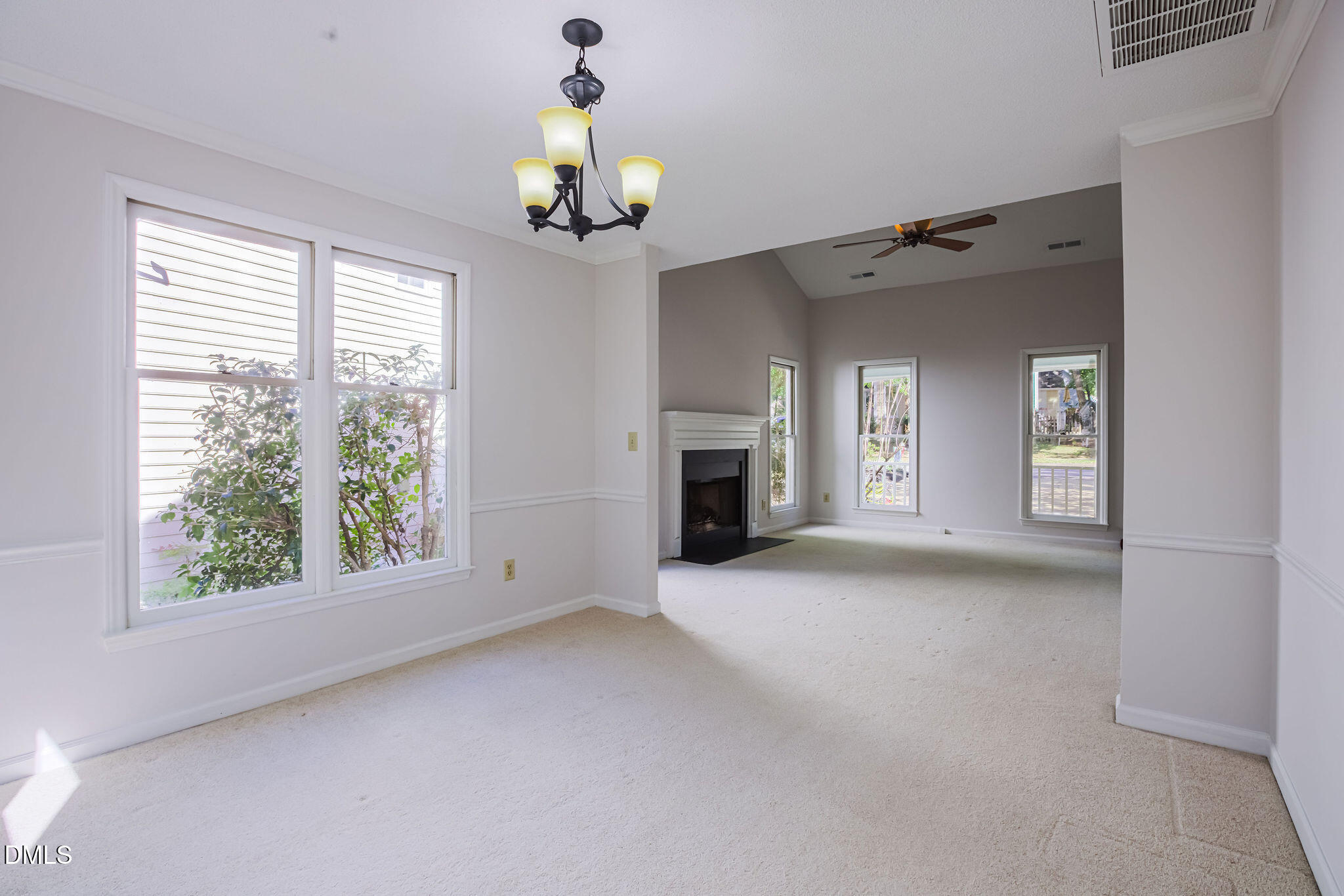 115 Arvo Lane Property Photo 6
