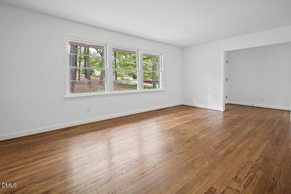 4833 Brookhaven Drive Property Photo 4