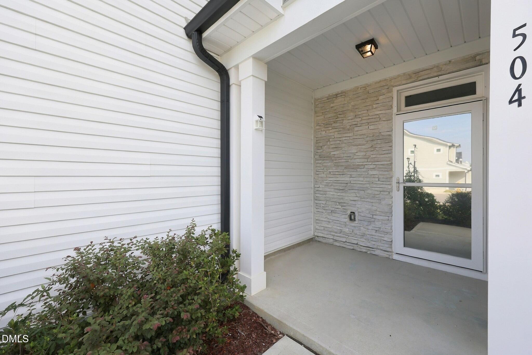 504 Barrington Row Avenue Property Photo 2
