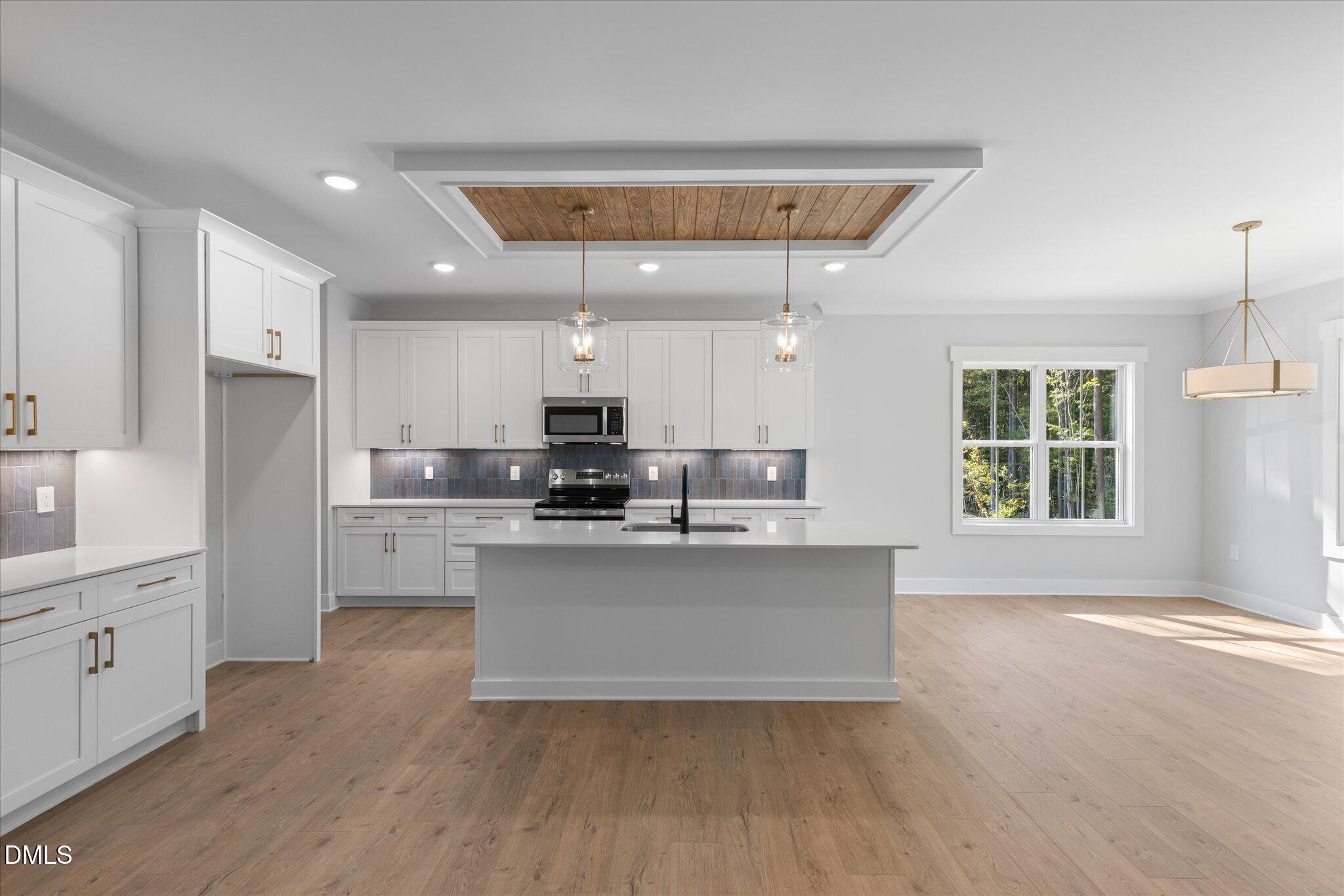 2022 Hayes Road Property Photo 8