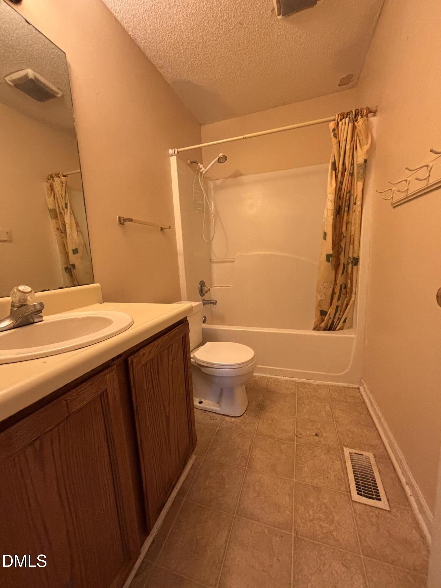2308 Shoveller Court Property Photo 18