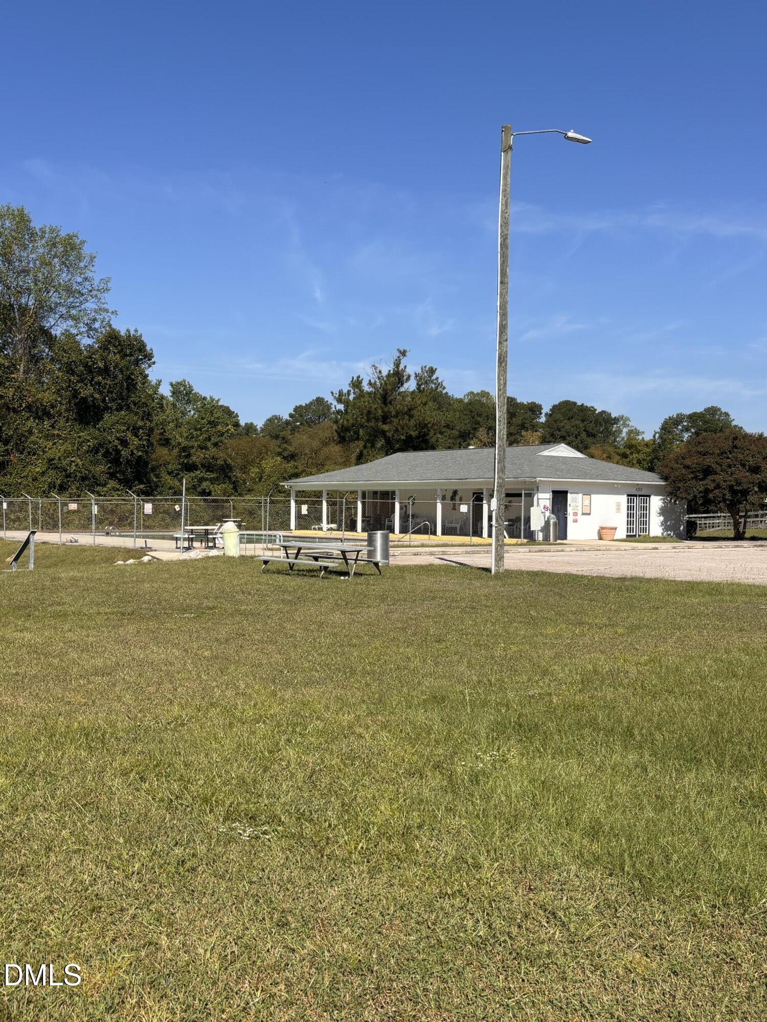 2308 Shoveller Court Property Photo 29