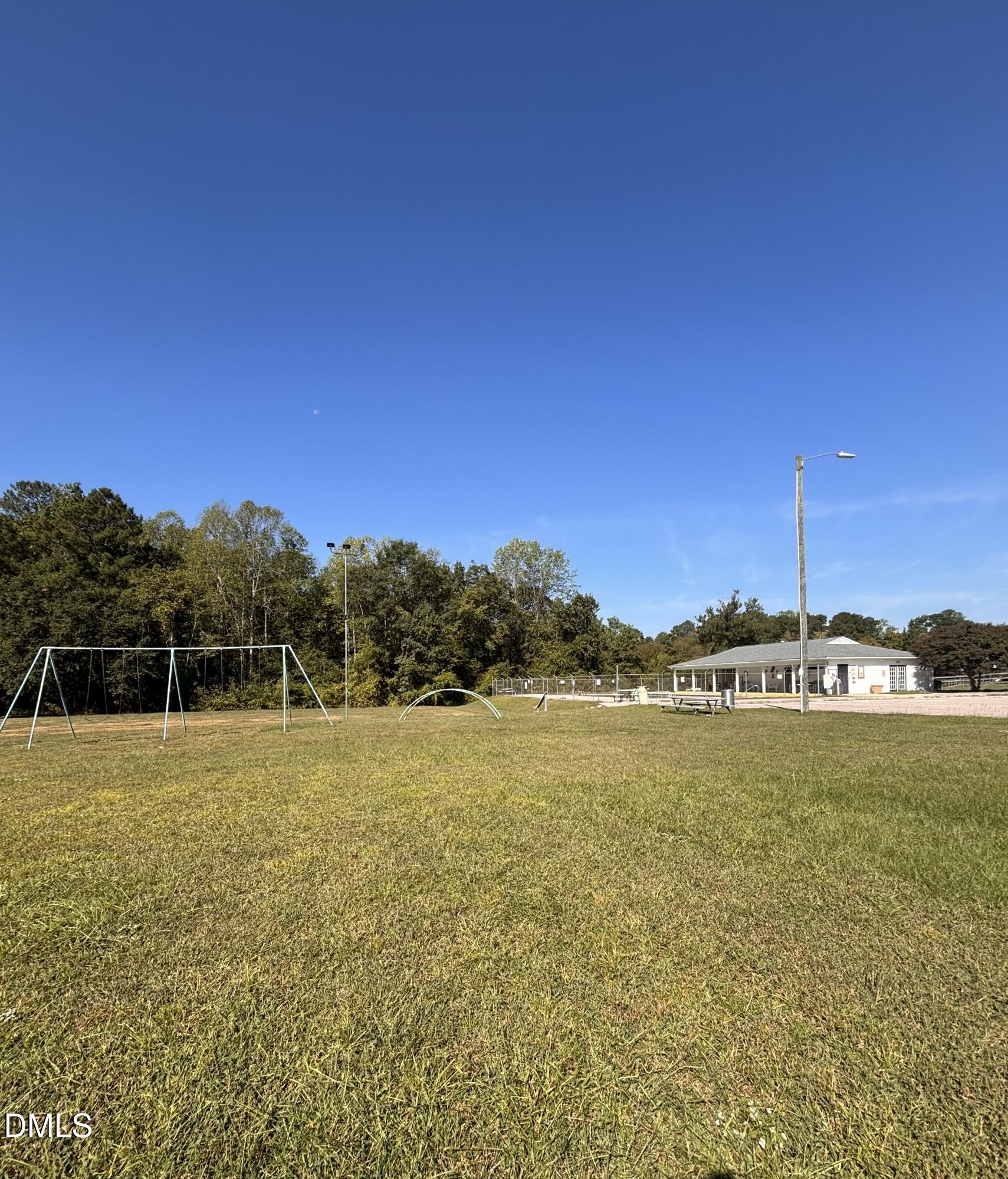 2308 Shoveller Court Property Photo 31