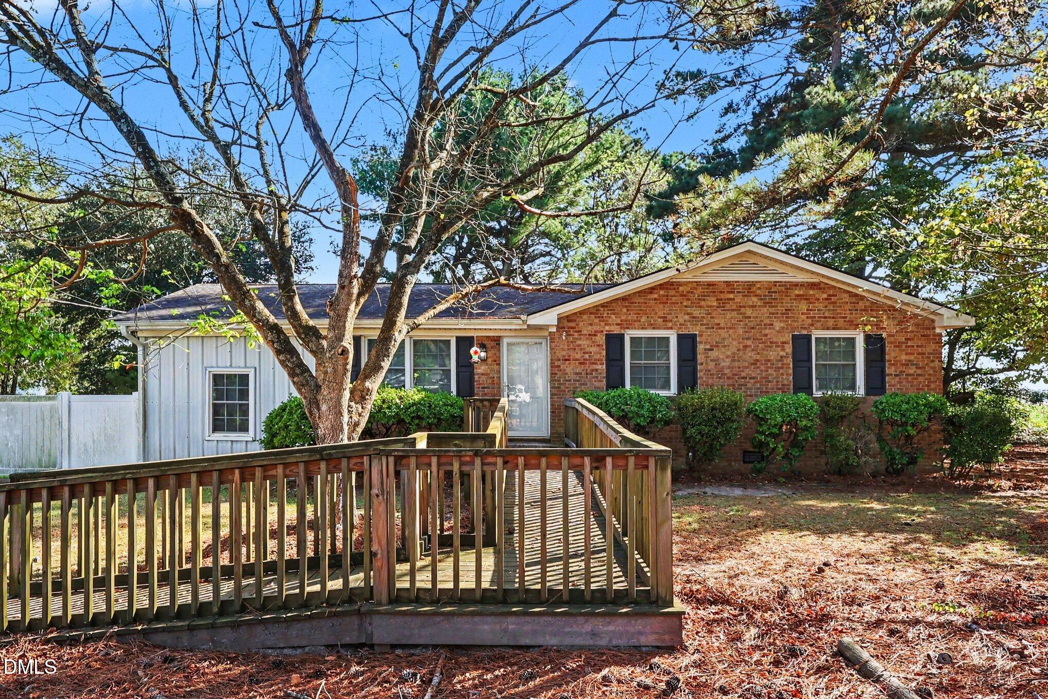 7460 Jobe Road Property Photo 1