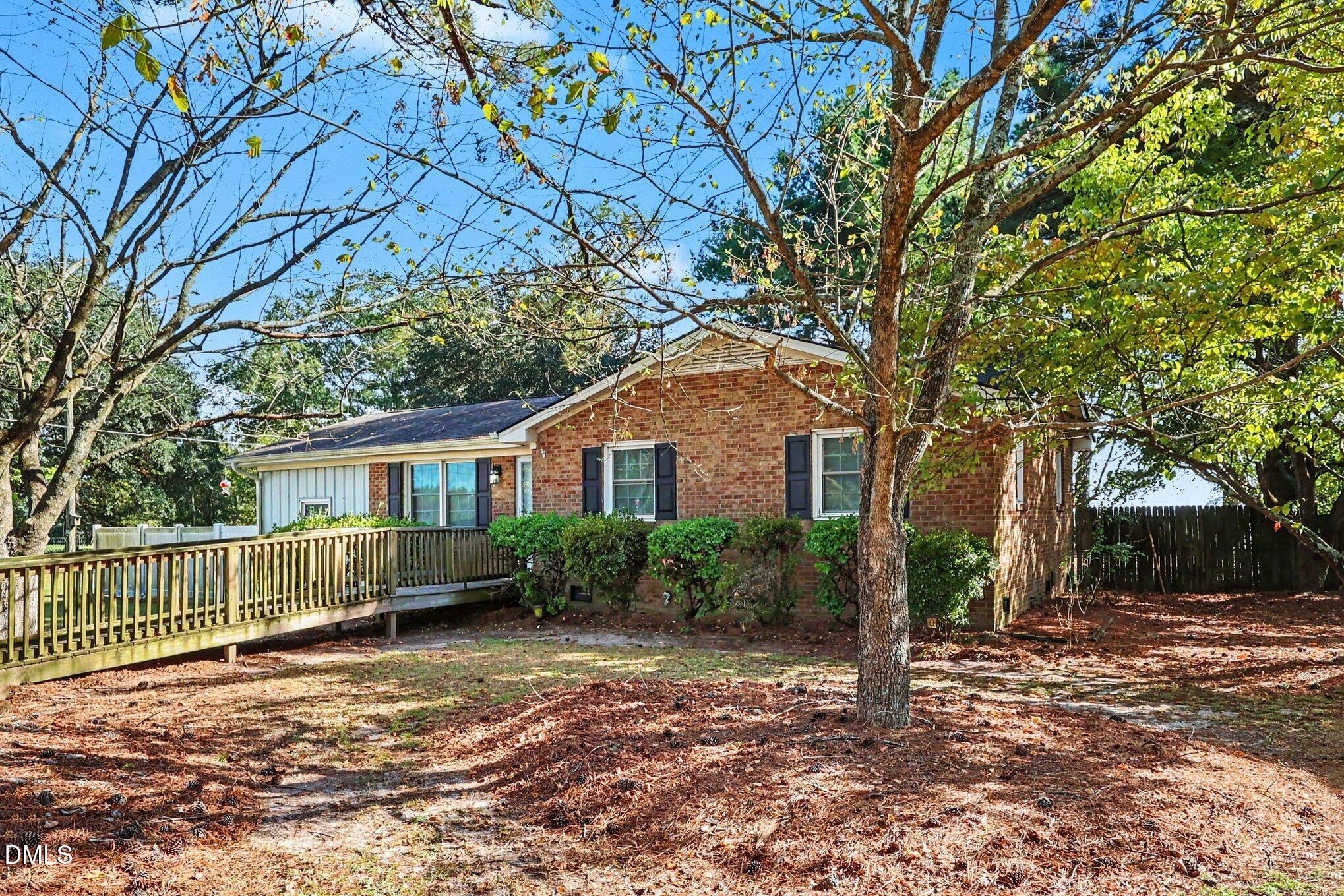 7460 Jobe Road Property Photo 8