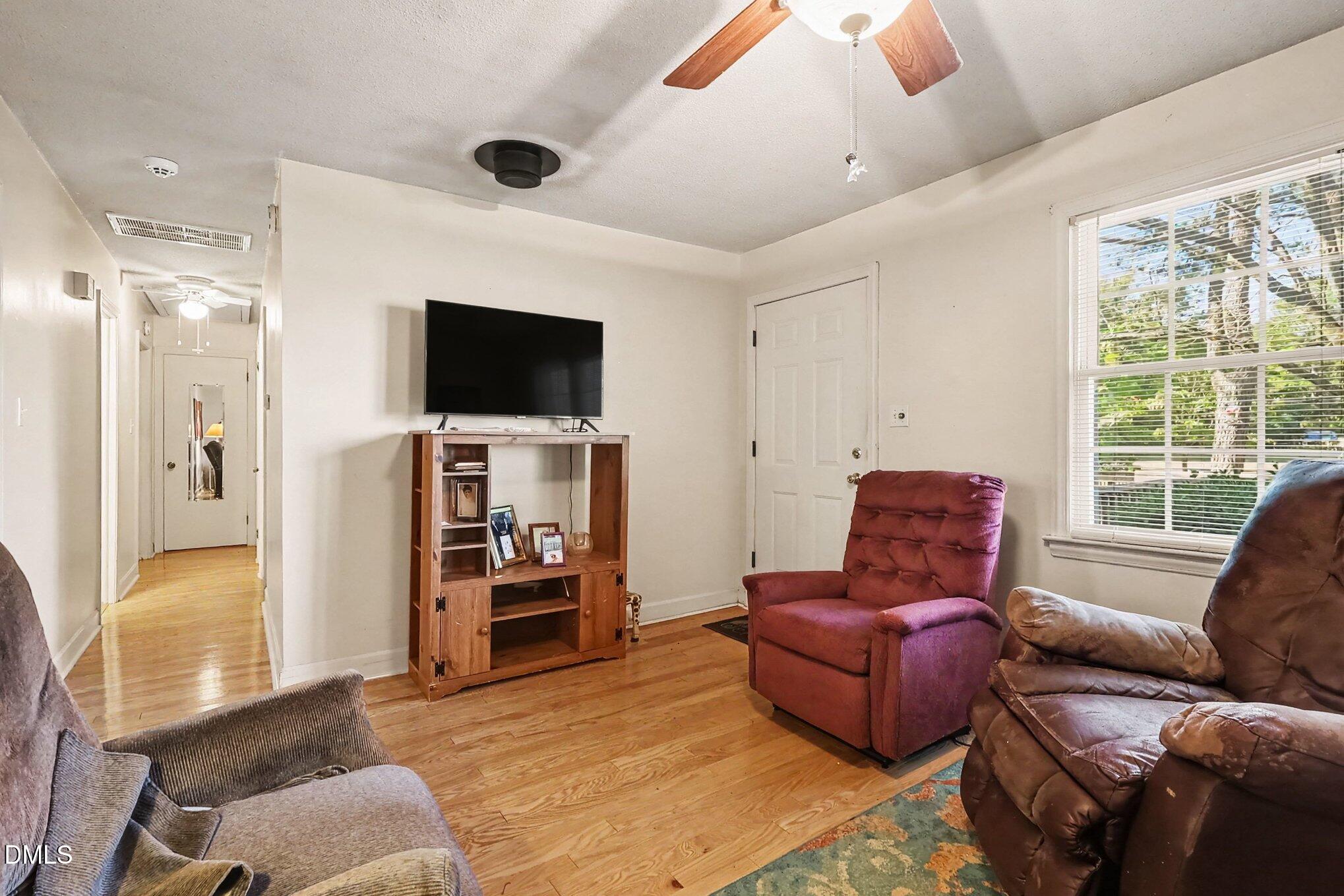 7460 Jobe Road Property Photo 10