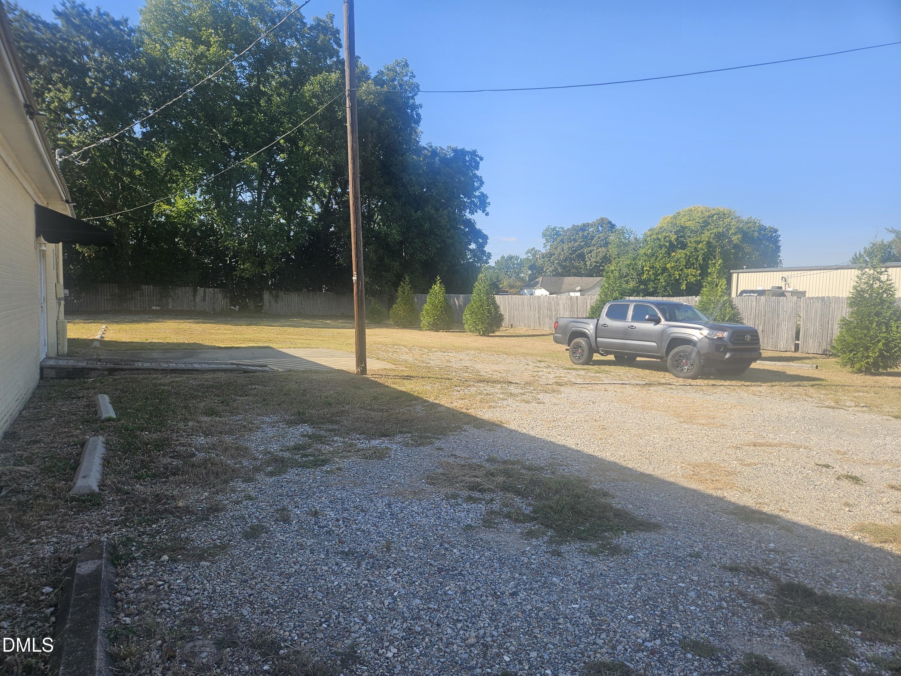 804 S Clinton Avenue Property Photo 6